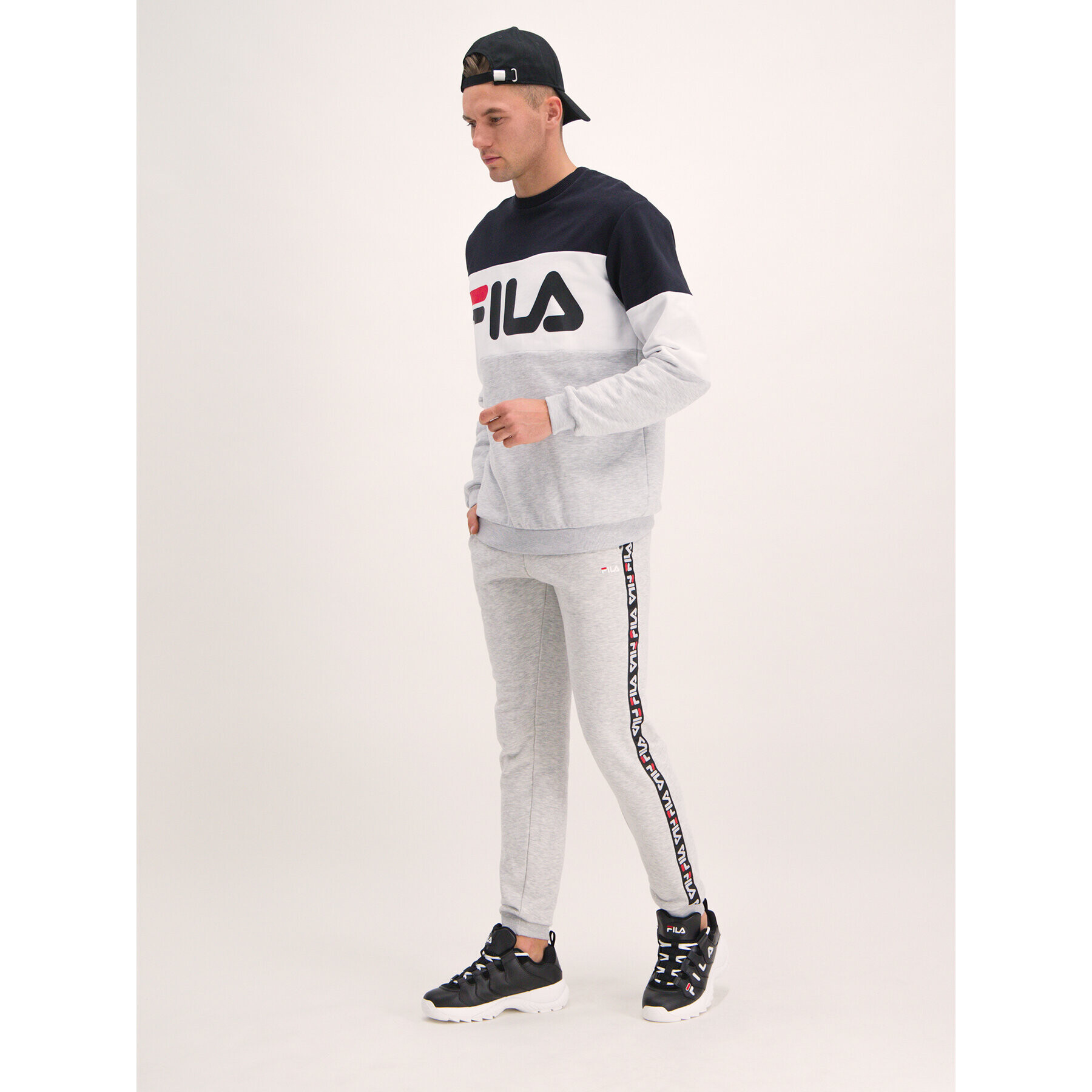 Fila Суитшърт 681255 Цветен Regular Fit - Pepit.bg