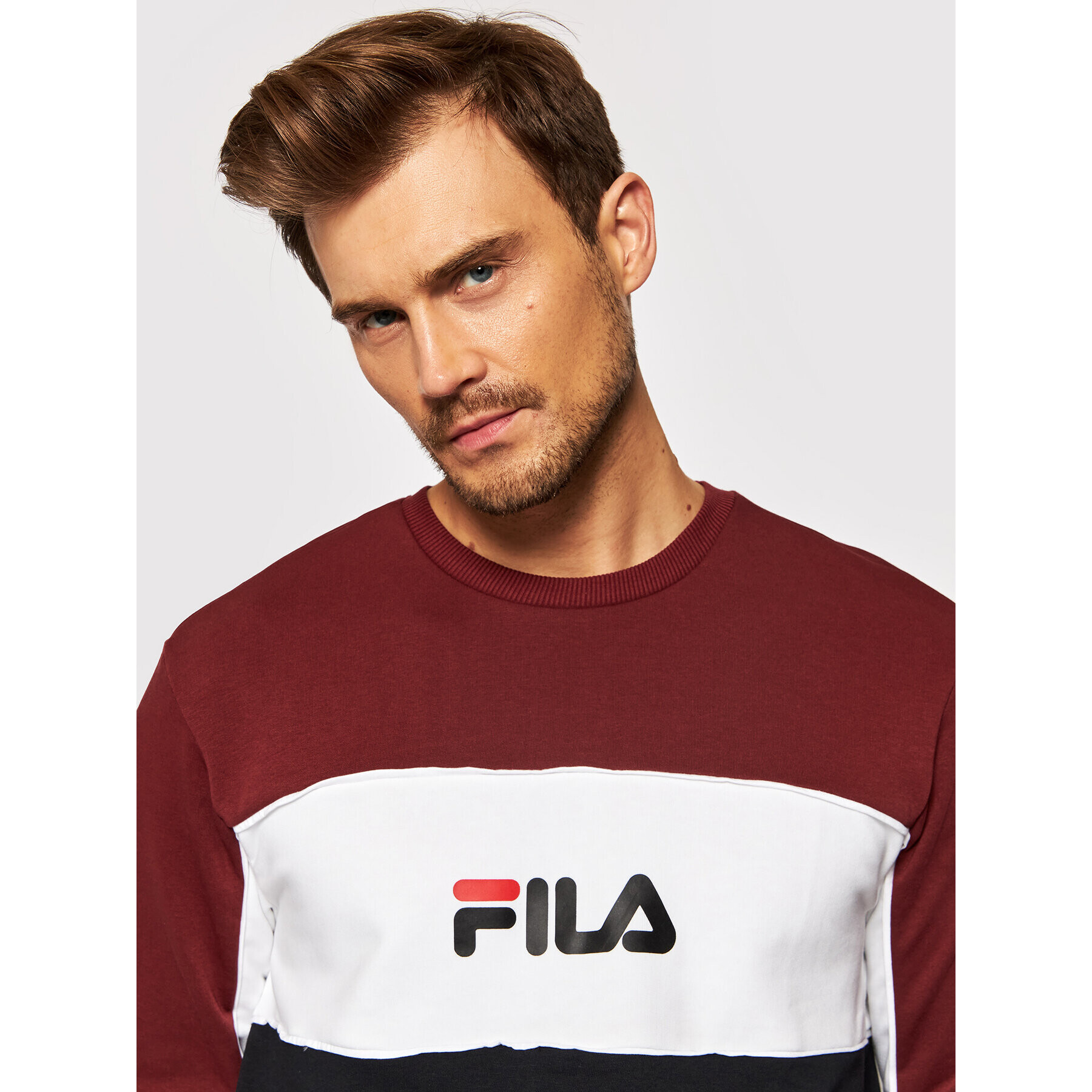 Fila Суитшърт Aqil Blocked Crew 688467 Цветен Regular Fit - Pepit.bg