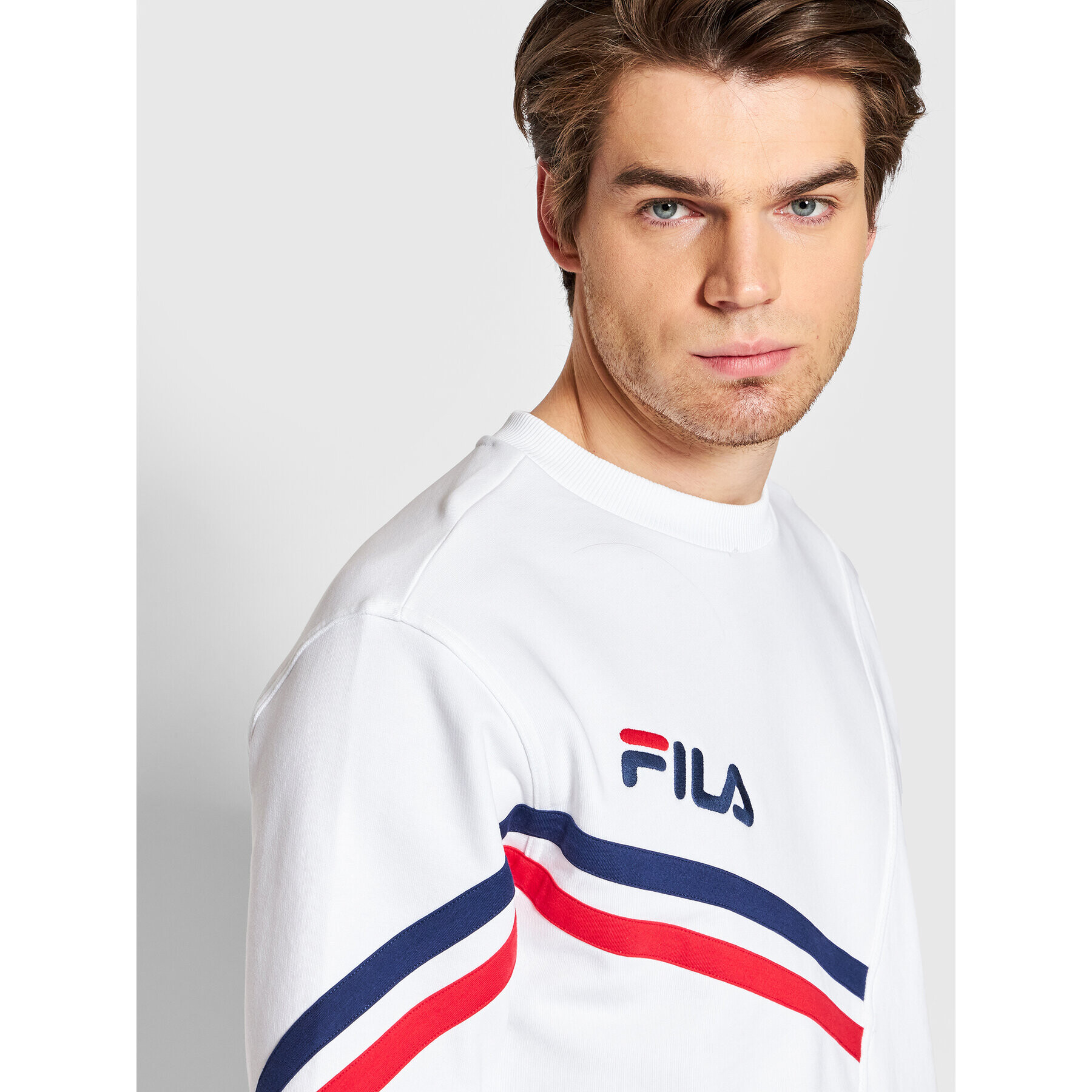 Fila Суитшърт FAM0088 Бял Regular Fit - Pepit.bg