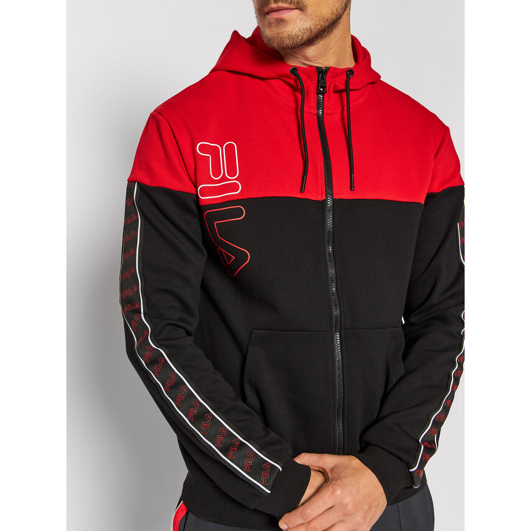 Fila Суитшърт Ole 683478 Черен Regular Fit - Pepit.bg