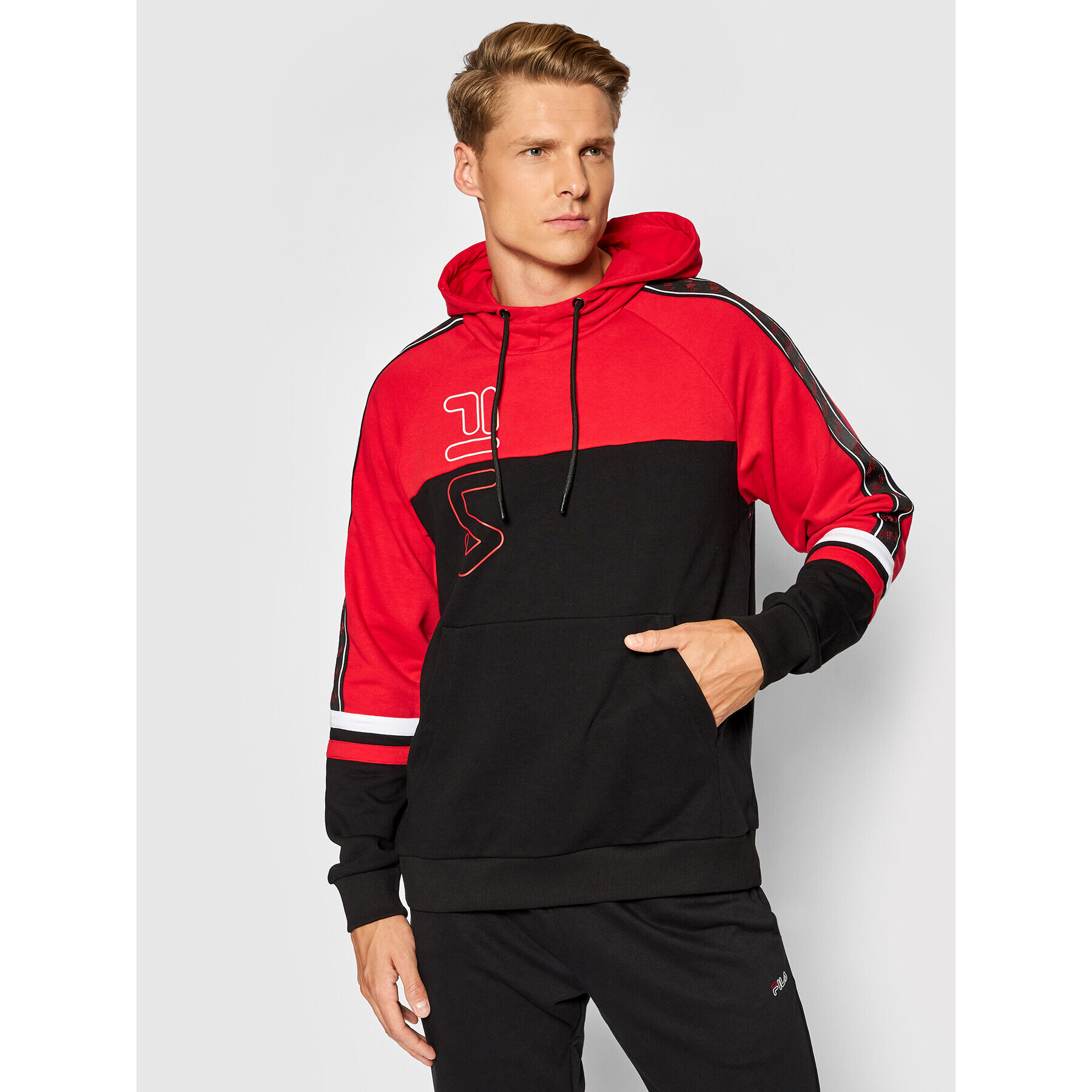 Fila Суитшърт Onan 683480 Червен Regular Fit - Pepit.bg