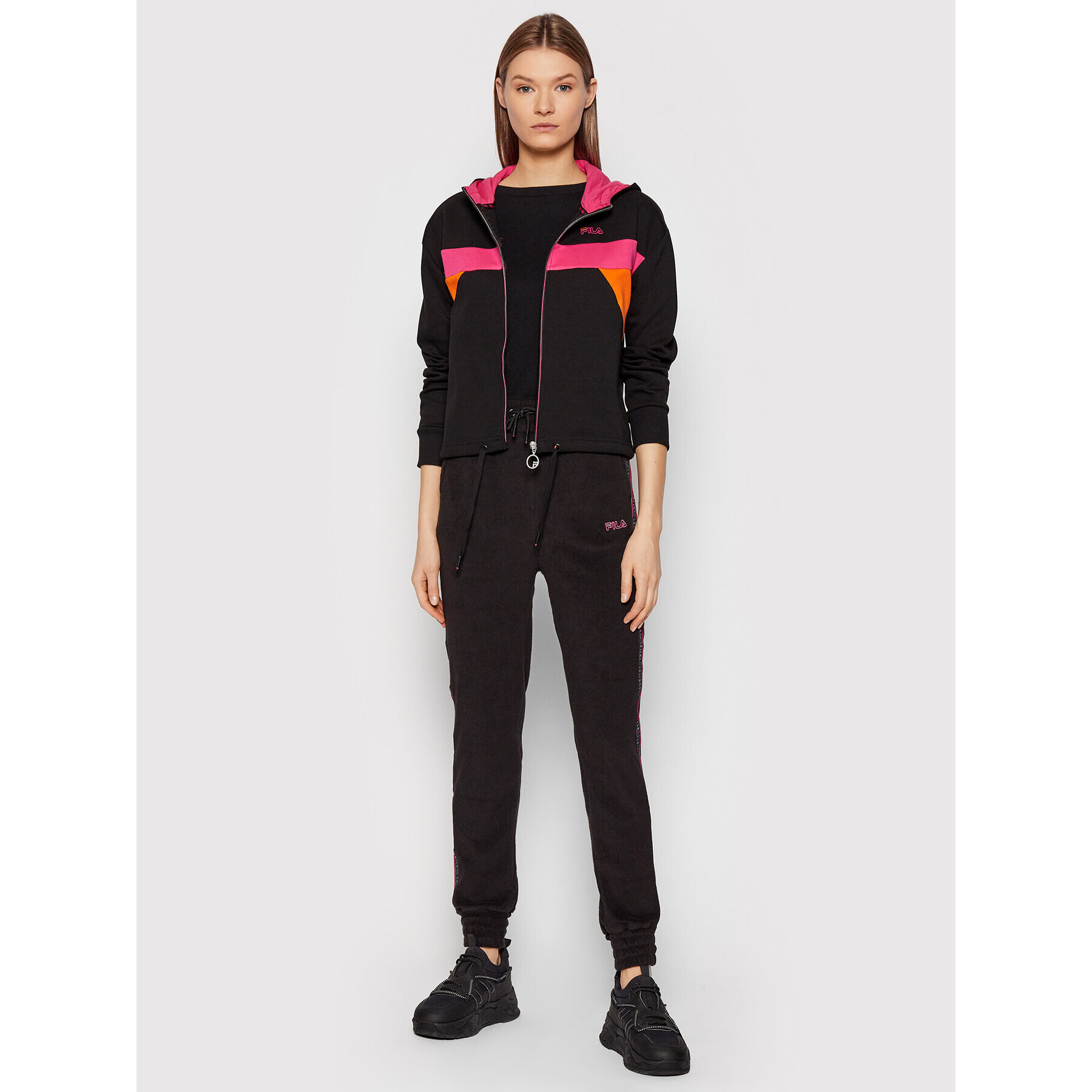 Fila Суитшърт Panju 683435 Черен Regular Fit - Pepit.bg