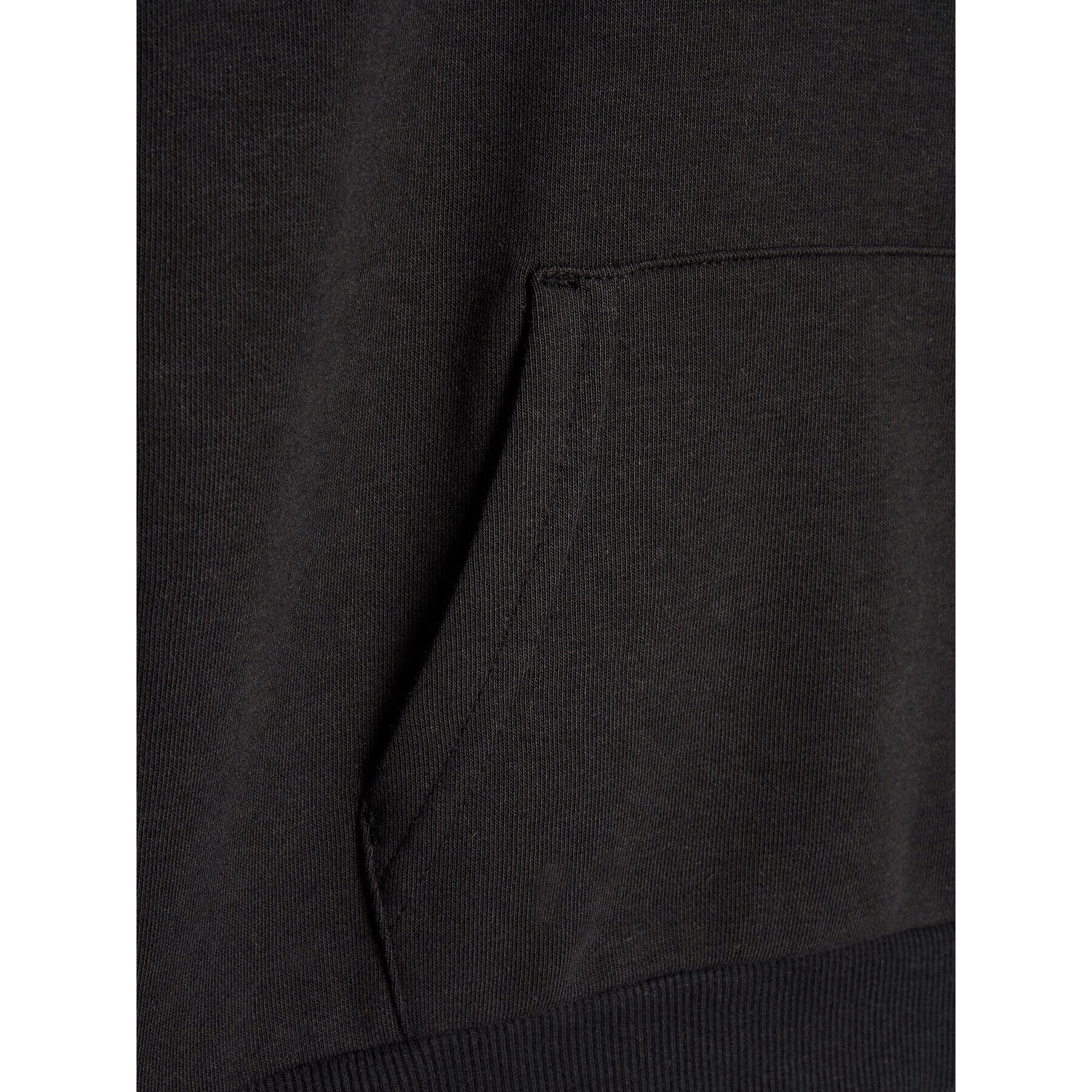 Fila Суитшърт Sande FAT0298 Черен Regular Fit - Pepit.bg