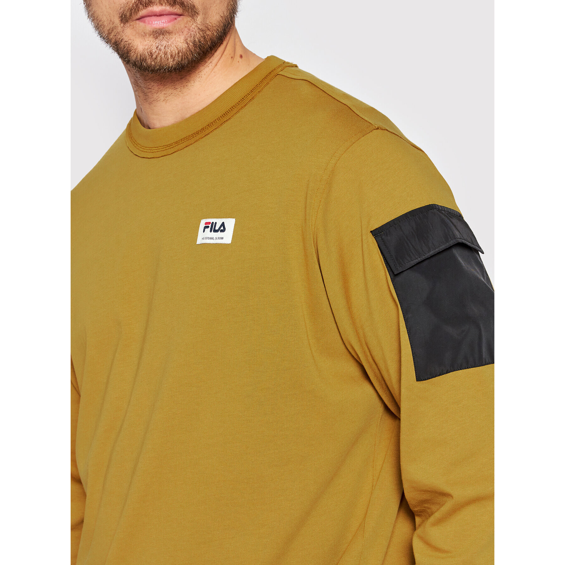 Fila Суитшърт Teruel FAM0004 Кафяв Regular Fit - Pepit.bg