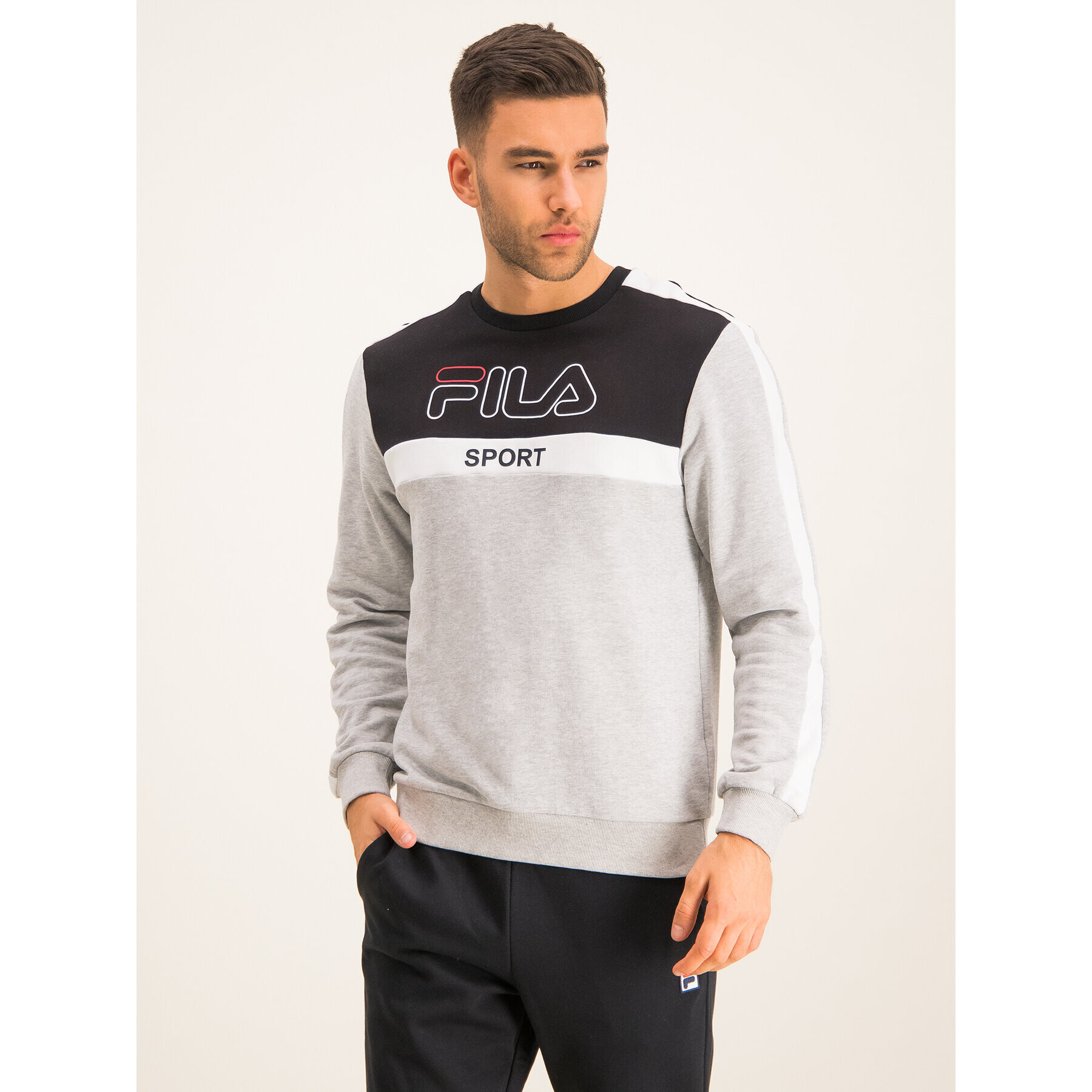 Fila Суитшърт Word 682860 Сив Regular Fit - Pepit.bg