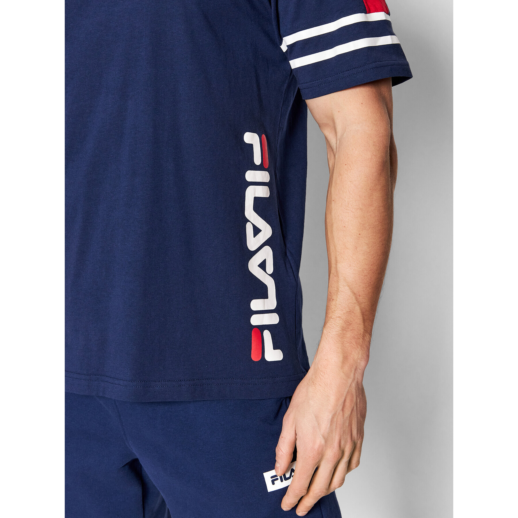 Fila Тишърт Barstow FAM0079 Тъмносин Relaxed Fit - Pepit.bg