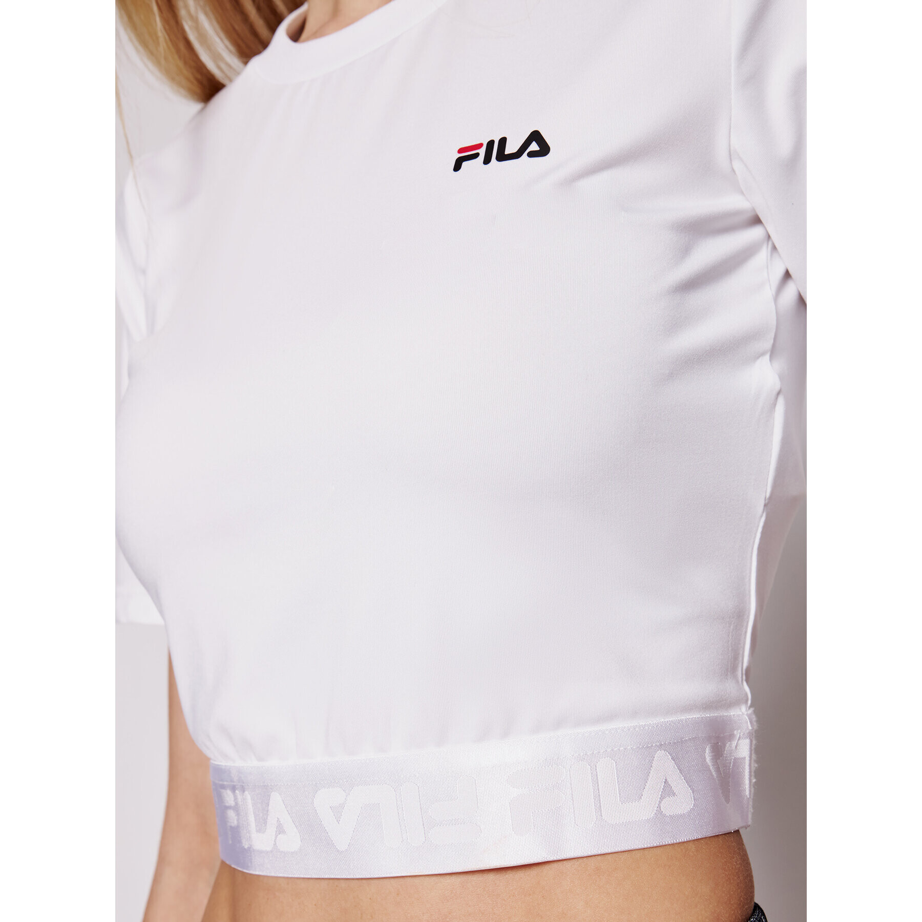 Fila Тишърт Caylin 688520 Бял Cropped Fit - Pepit.bg