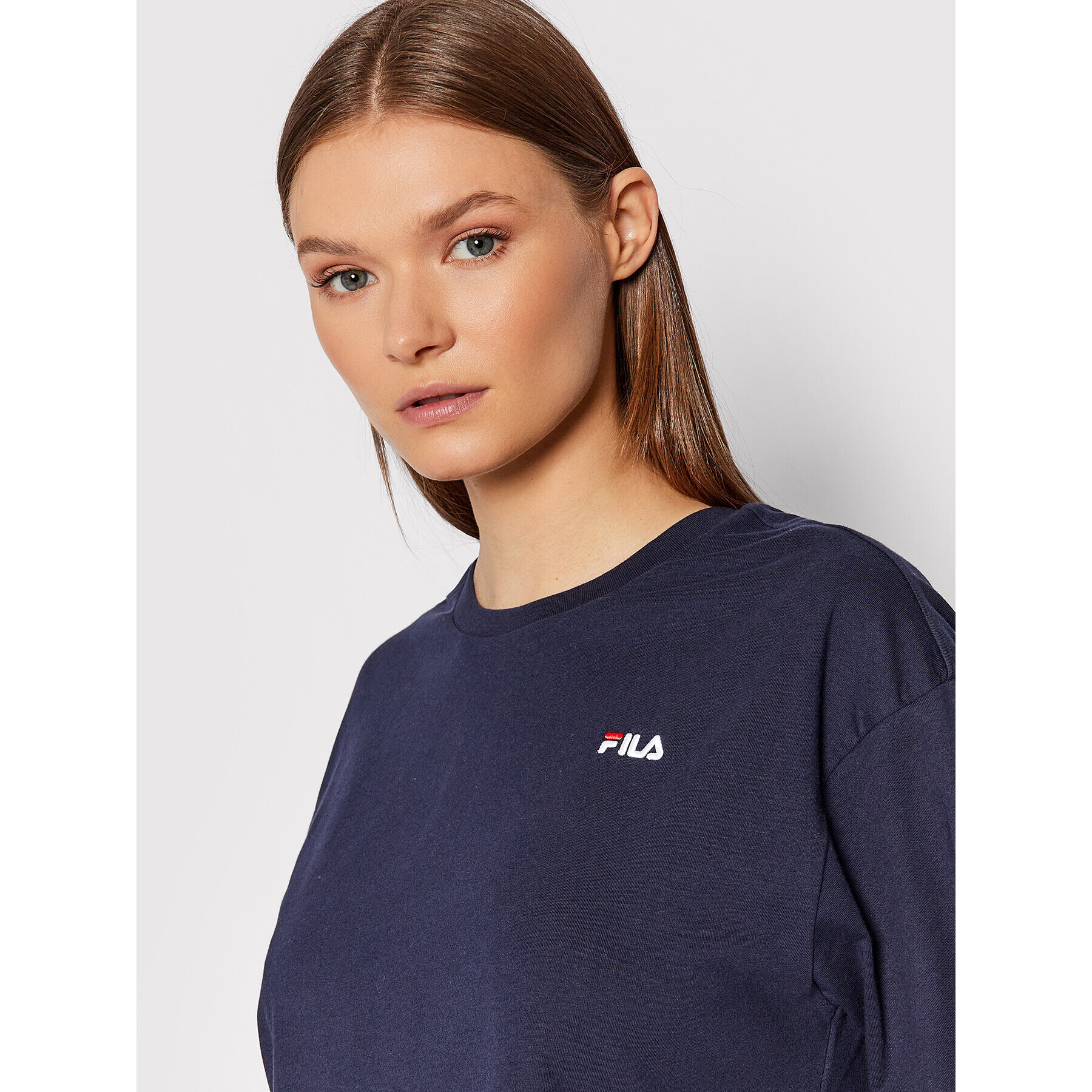 Fila Тишърт Ellasyn 688929 Тъмносин Cropped Fit - Pepit.bg