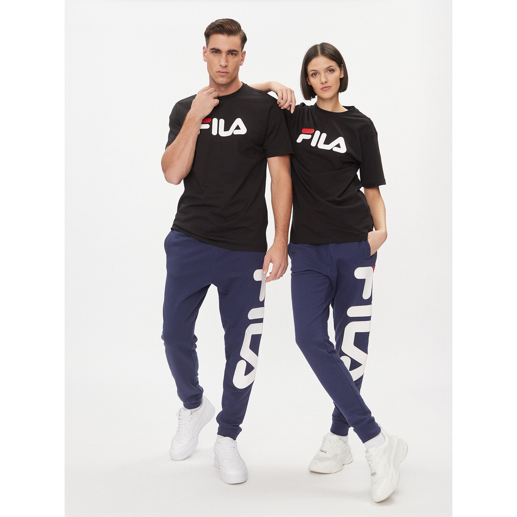 Fila Тишърт FAU0067 Черен Regular Fit - Pepit.bg