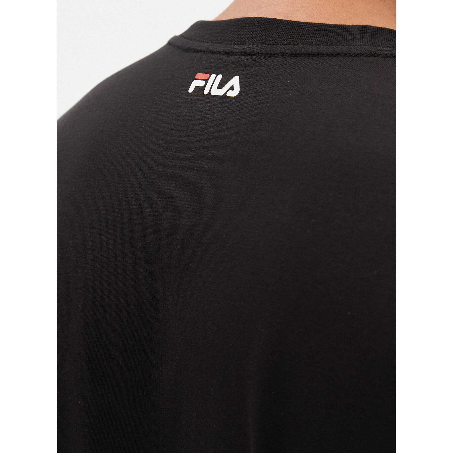 Fila Тишърт FAU0067 Черен Regular Fit - Pepit.bg