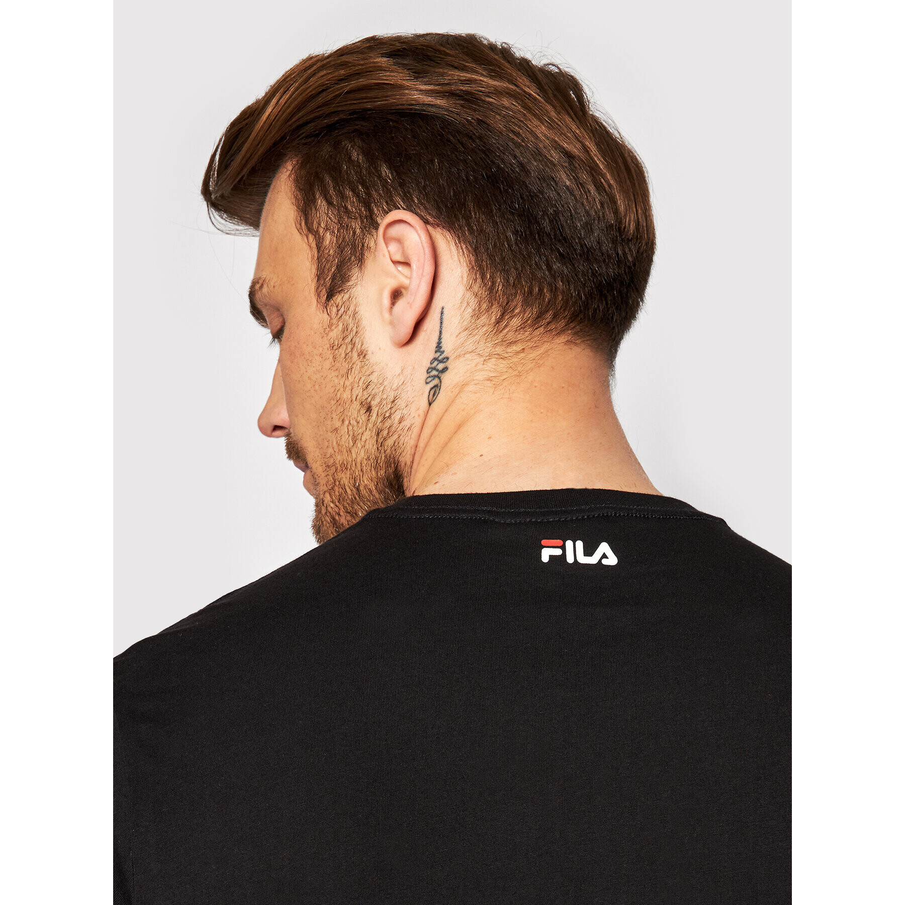 Fila Тишърт Unisex 681093 Черен Regular Fit - Pepit.bg