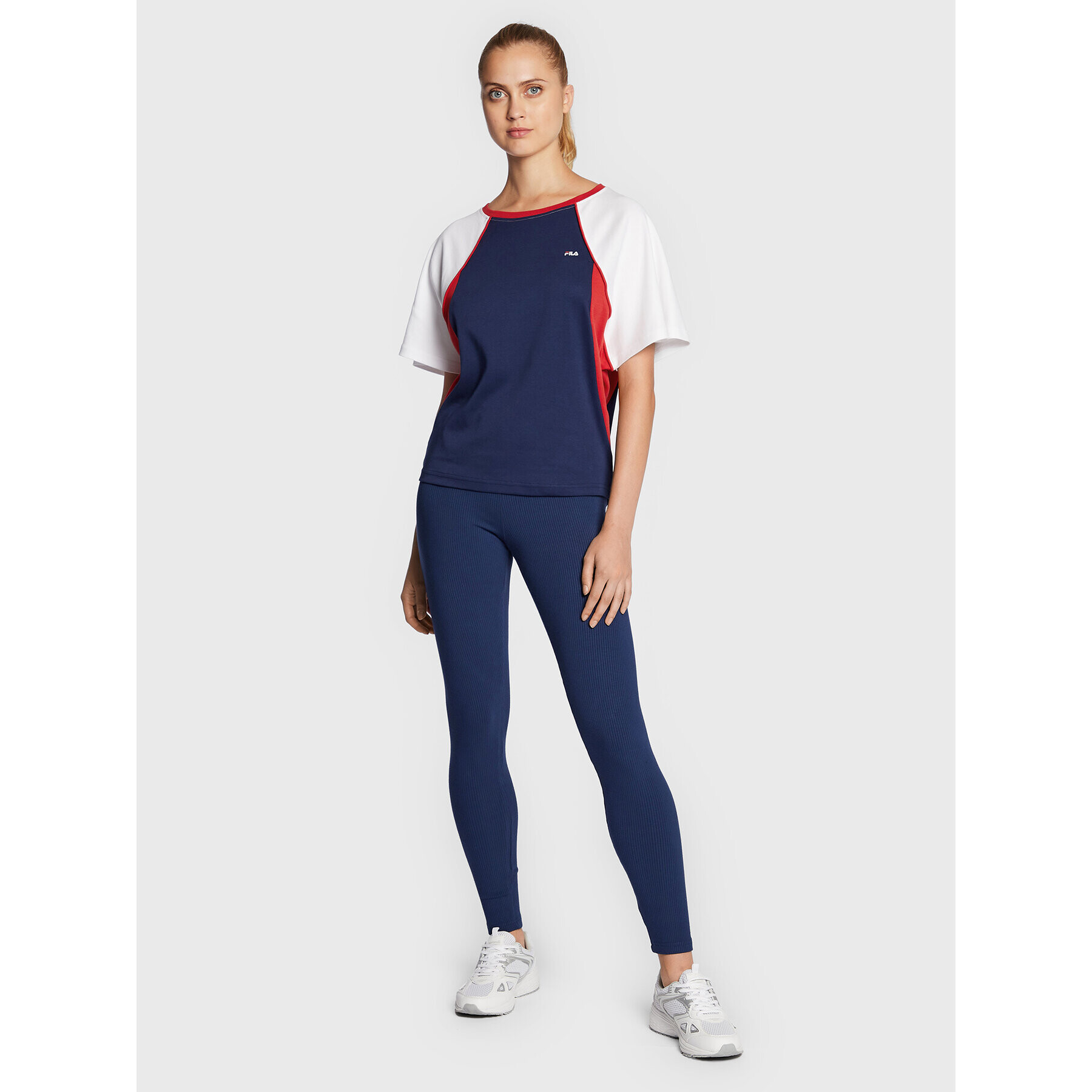 Fila Тишърт Zawiya FAW0266 Тъмносин Oversize - Pepit.bg