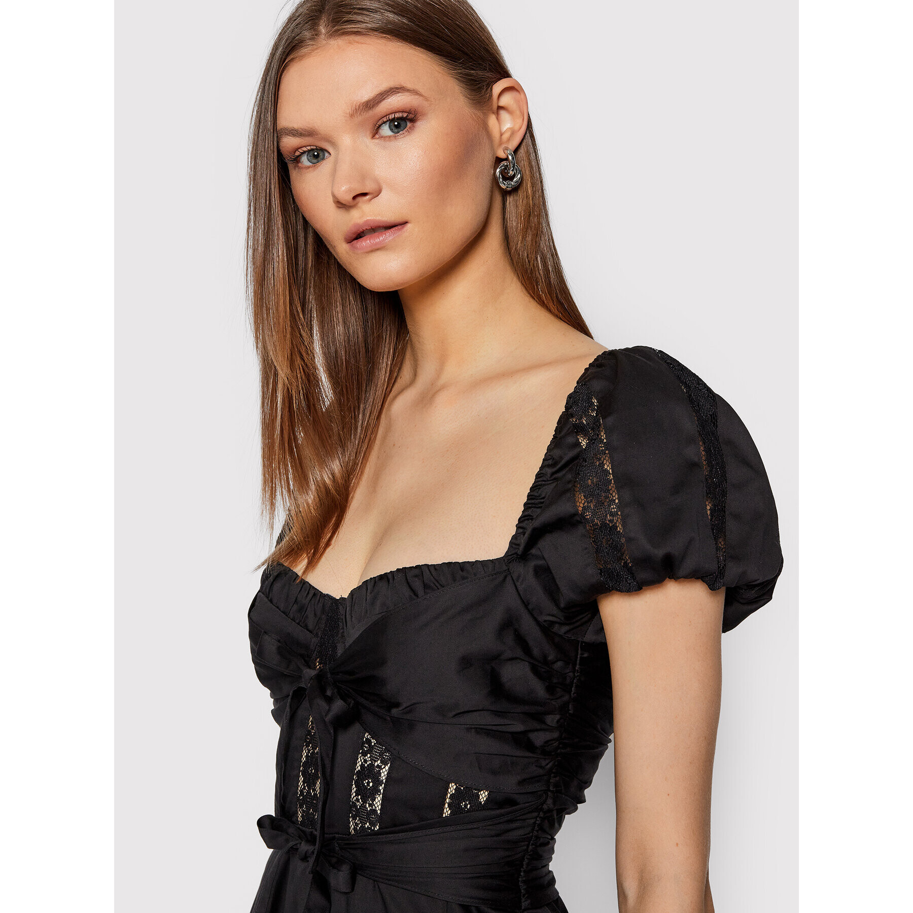 For Love & Lemons Коктейлна рокля Chantalle CD2389 Черен Regular Fit - Pepit.bg