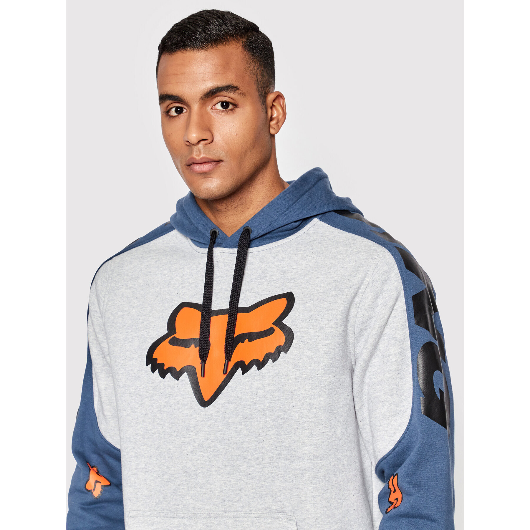 Fox Racing Суитшърт Karrera 29022 Сив Regular Fit - Pepit.bg