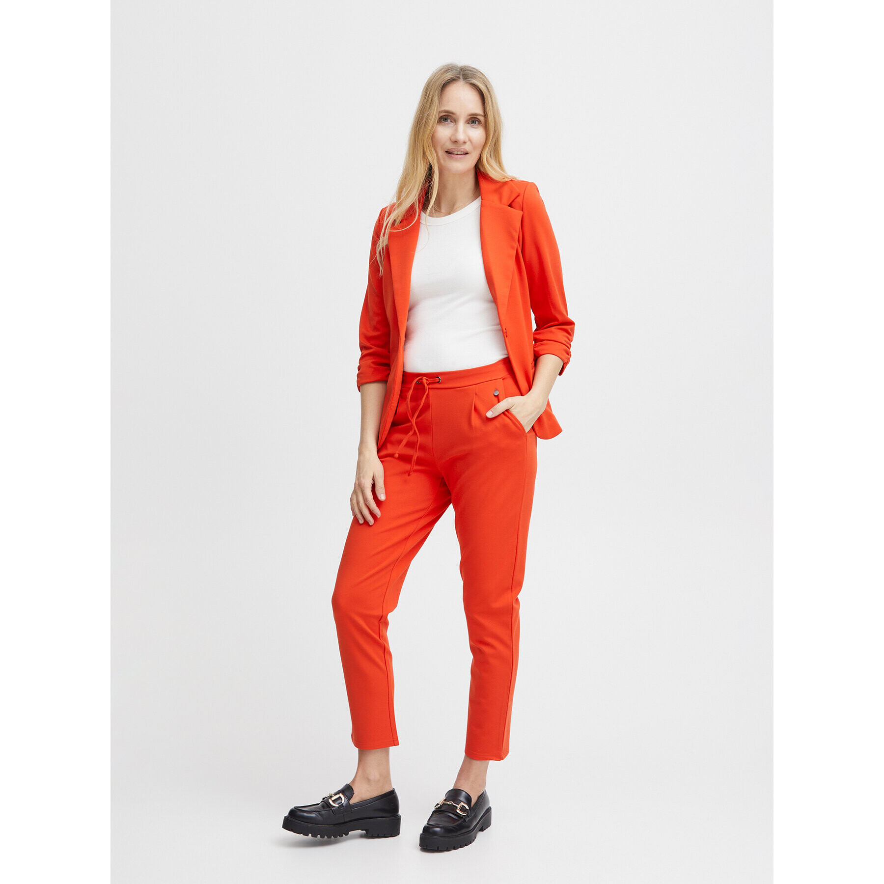 Fransa Текстилни панталони 20605622 Червен Regular Fit - Pepit.bg