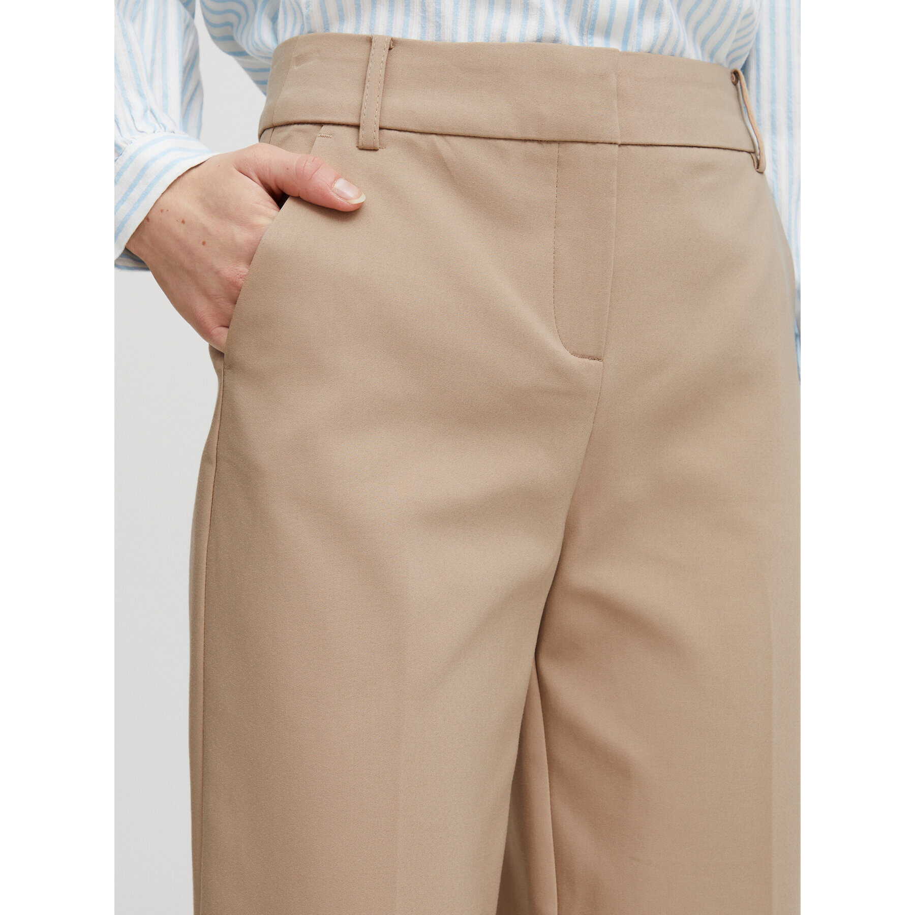 Fransa Текстилни панталони 20611919 Бежов Regular Fit - Pepit.bg