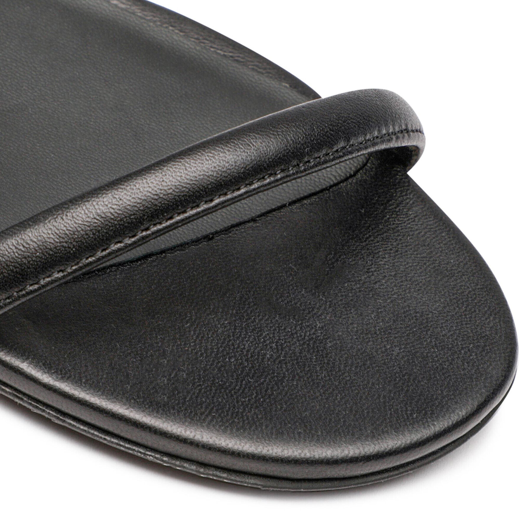Furla Чехли Code YF30FCD-X30000-O6000-1-007-20-IT S Черен - Pepit.bg