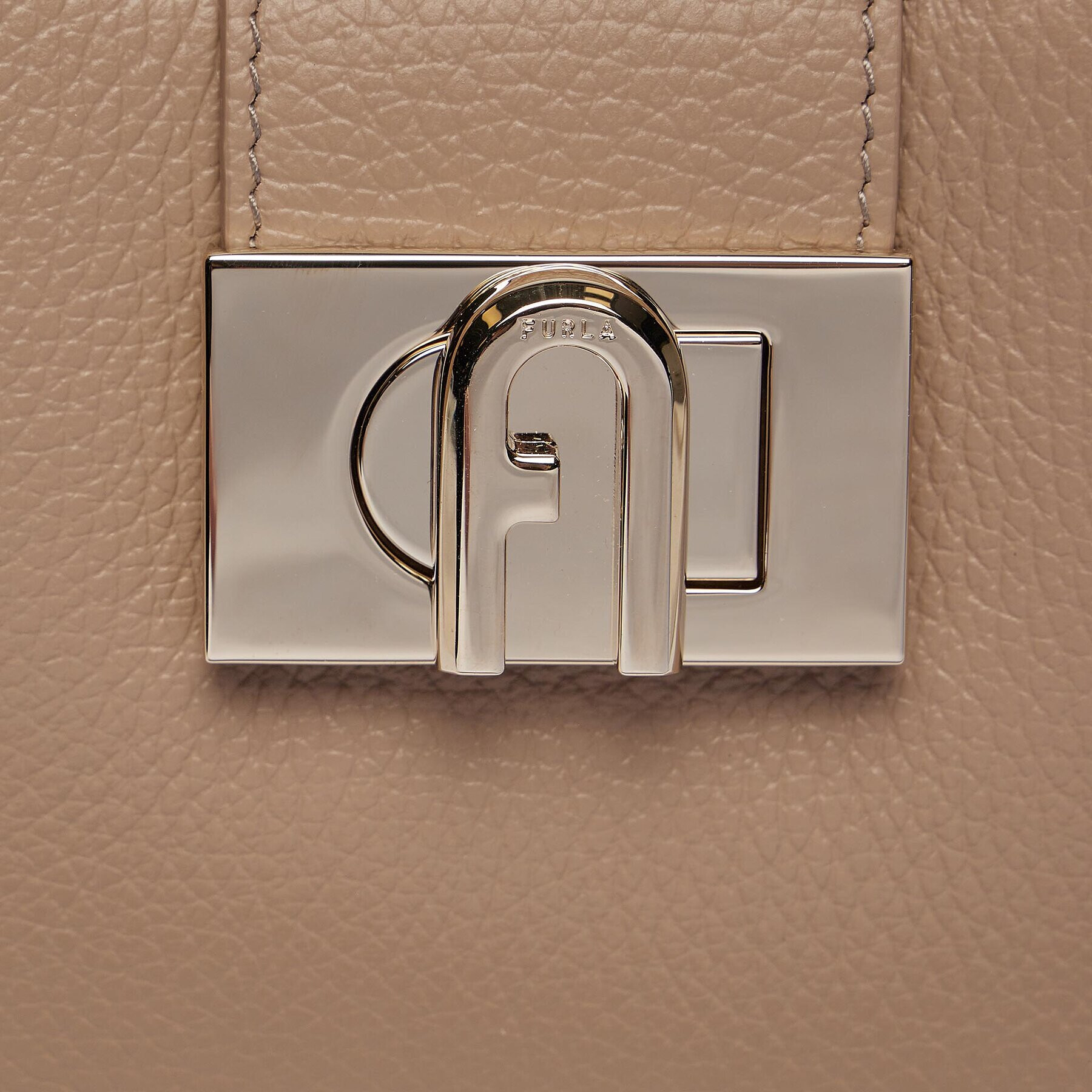 Furla Дамска чанта 1927 S Shoulder Bag Soft WB01114-HSF000-1257S-1007 Бежов - Pepit.bg