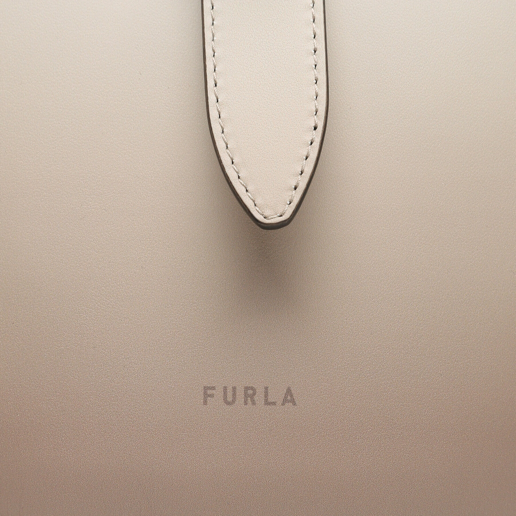 Furla Дамска чанта WB00913BX19631833S1007 Екрю - Pepit.bg