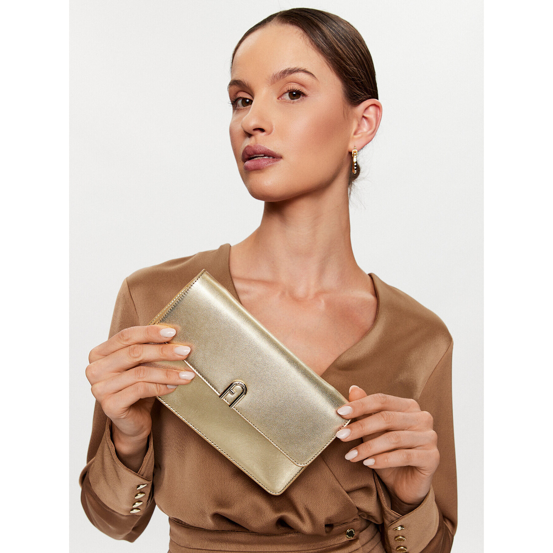 Furla Дамска чанта WE00482BX2196CGD001007 Златист - Pepit.bg