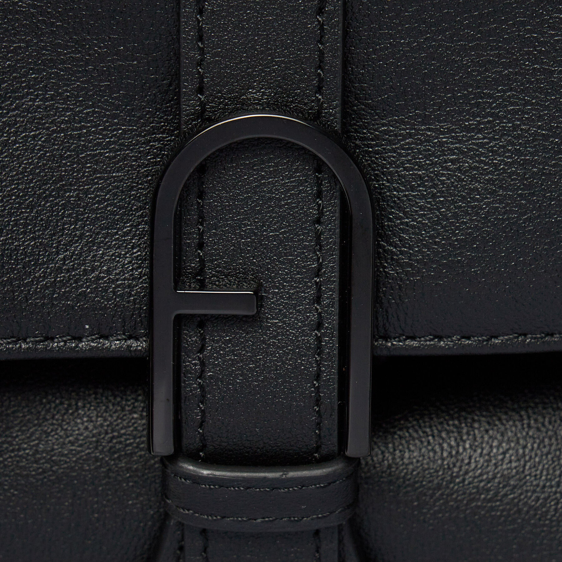Furla Раница Flow S Backpack WB01084-BX2045-O6000-1020 Черен - Pepit.bg