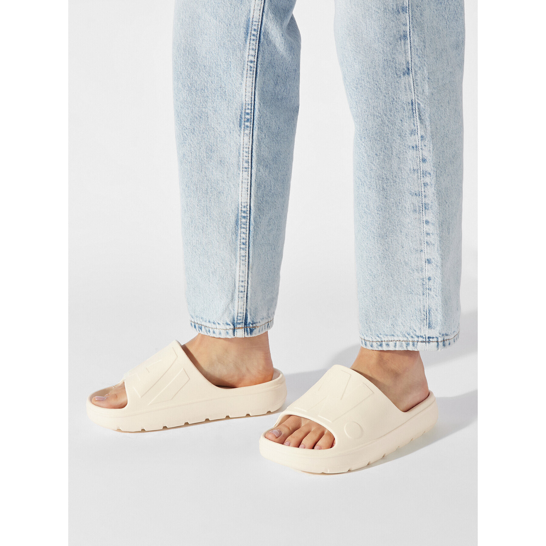 G-Star Raw Чехли D Staq Tnl W 2241 41202 Бял - Pepit.bg