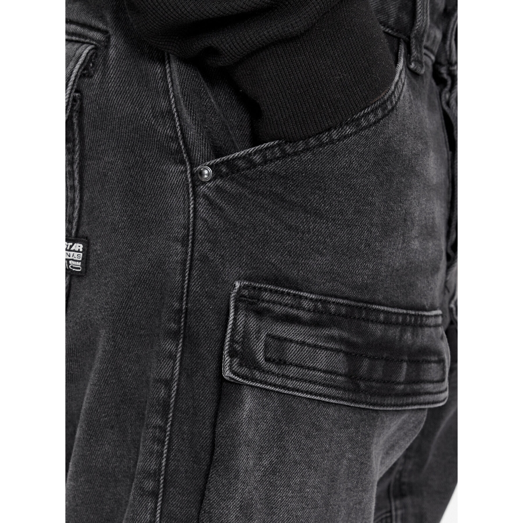 G-Star Raw Дънки 3D D23972-B479-G108 Черен Tapered Fit - Pepit.bg