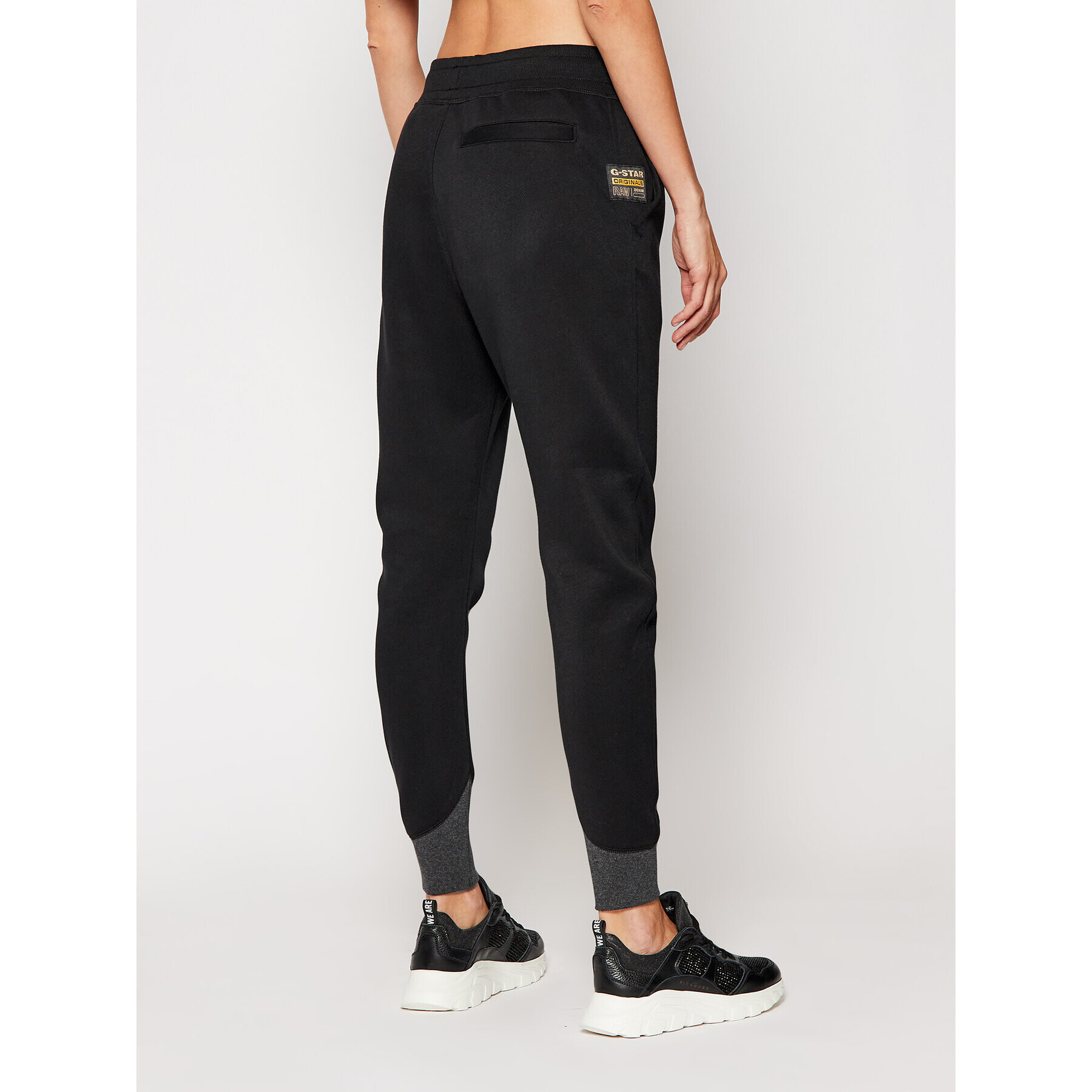 G-Star Raw Долнище анцуг Premium Core D17769-C235-6484 Черен Regular Fit - Pepit.bg