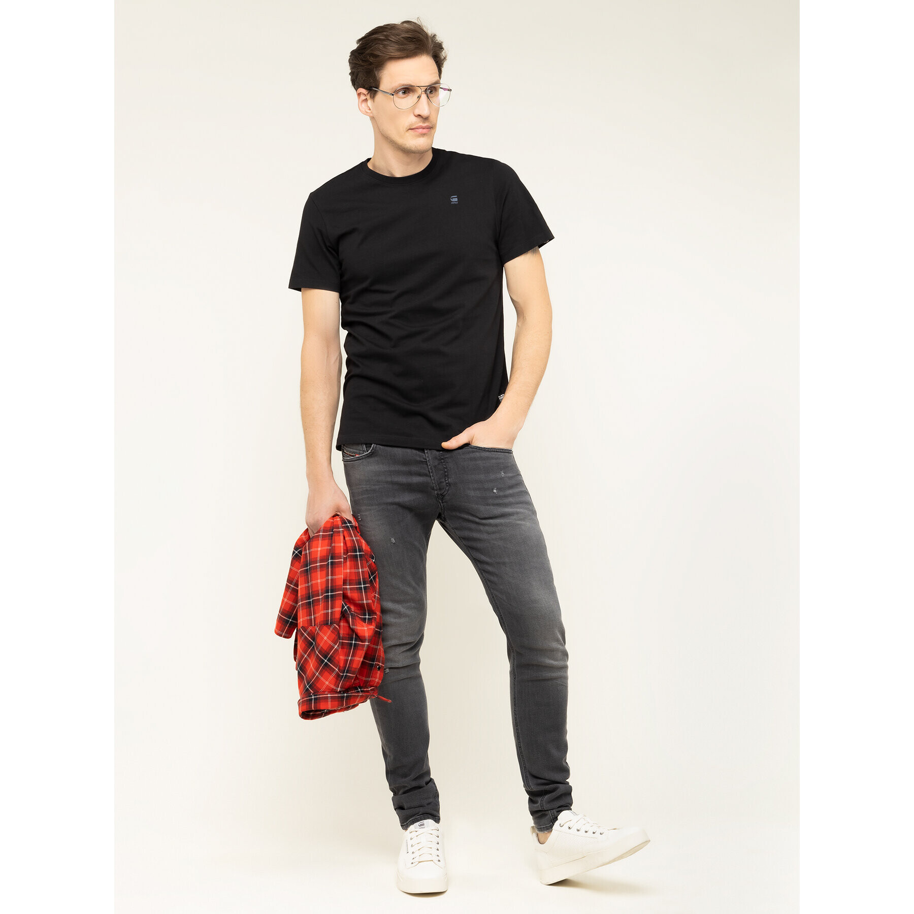 G-Star Raw Тишърт Base-S D16411-336-6484 Черен Regular Fit - Pepit.bg
