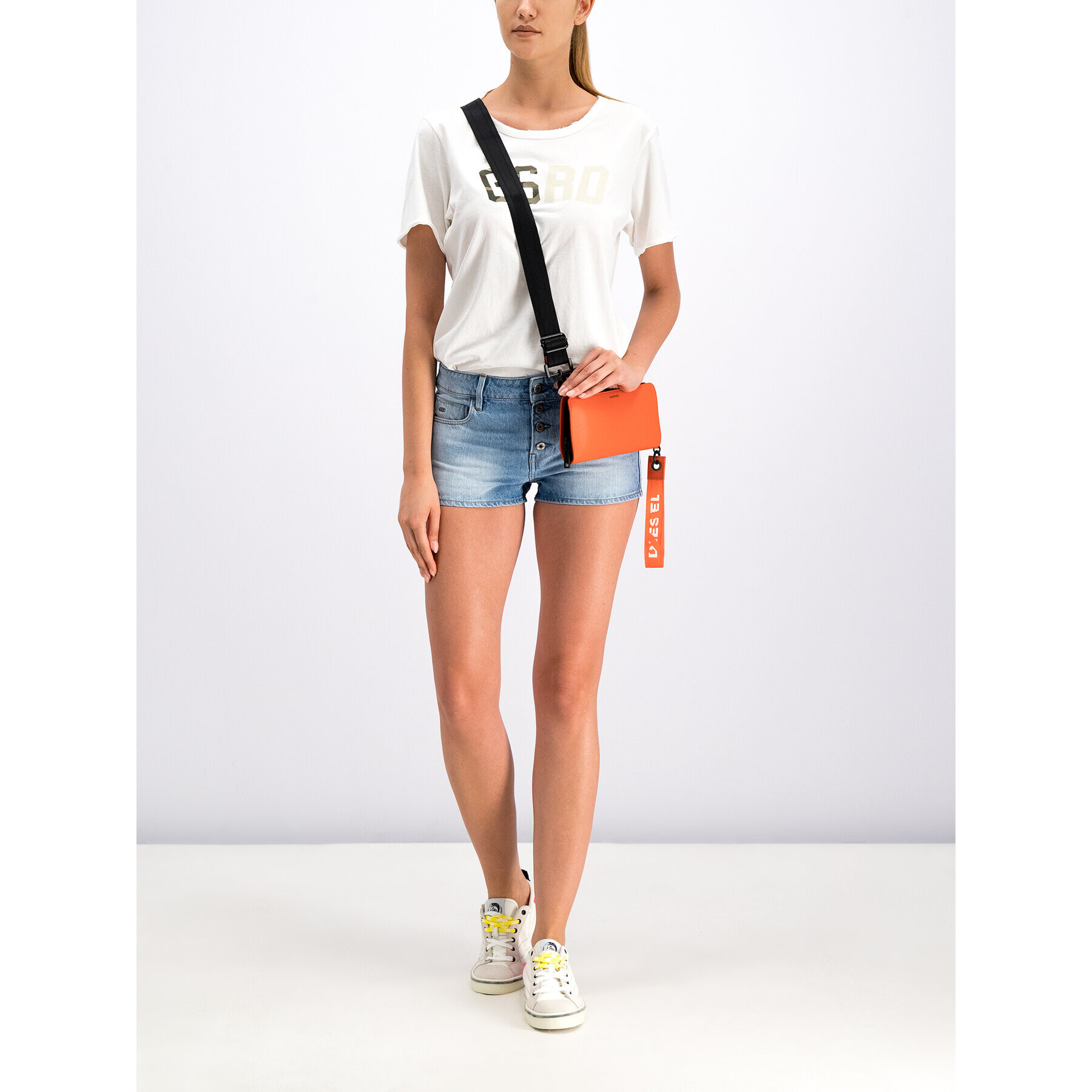 G-Star Raw Тишърт D13005-4107-111 Бял Oversize - Pepit.bg