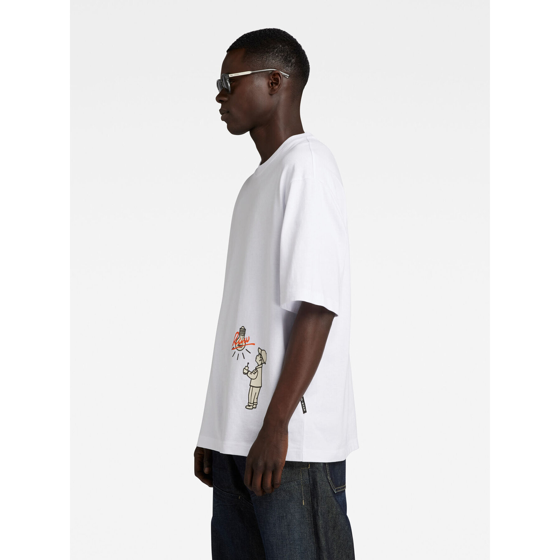 G-Star Raw Тишърт Light Bulb D23907-C336-110 Бял Boxy Fit - Pepit.bg