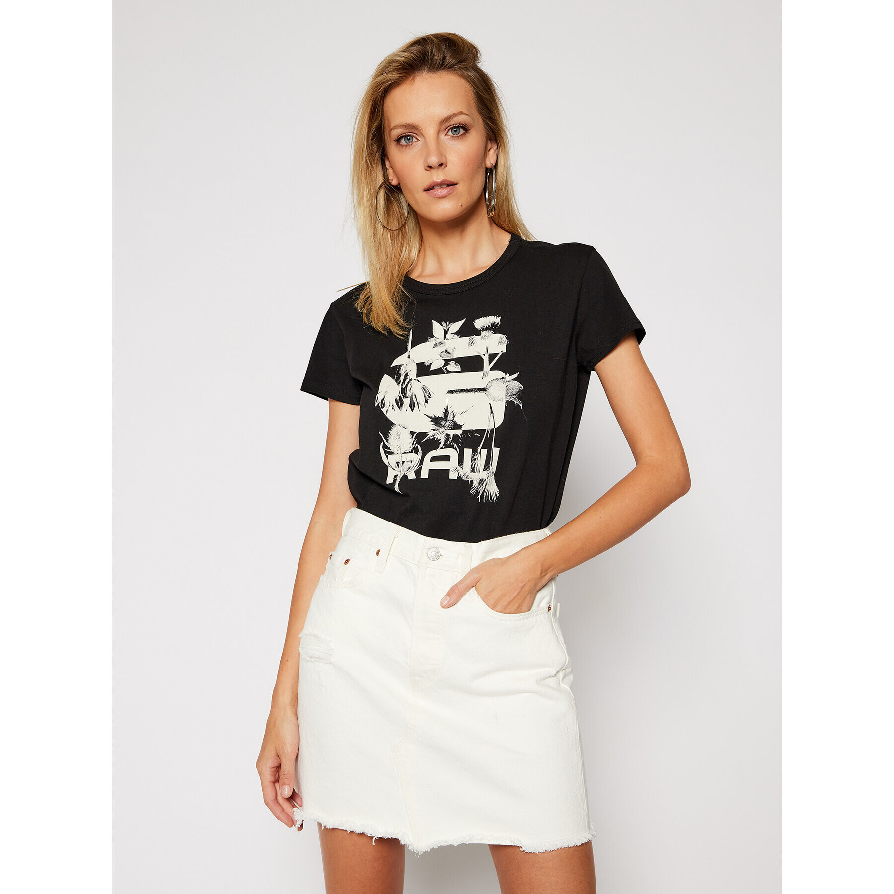 G-Star Raw Тишърт Logo Thistle D18534-336-6484 Черен Regular Fit - Pepit.bg