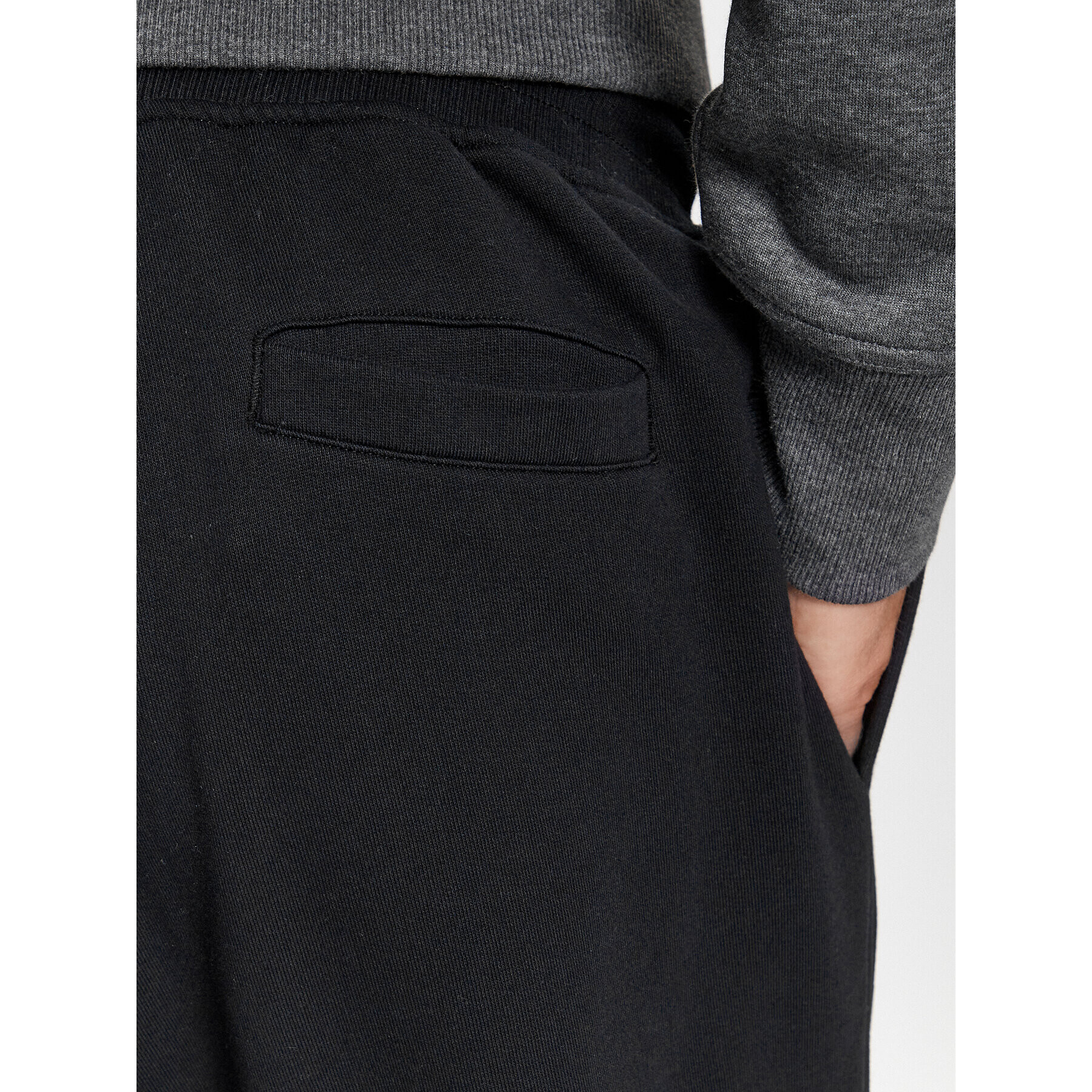 Gant Долнище анцуг Reg Tonal Shield Pants 2039023 Черен Regular Fit - Pepit.bg