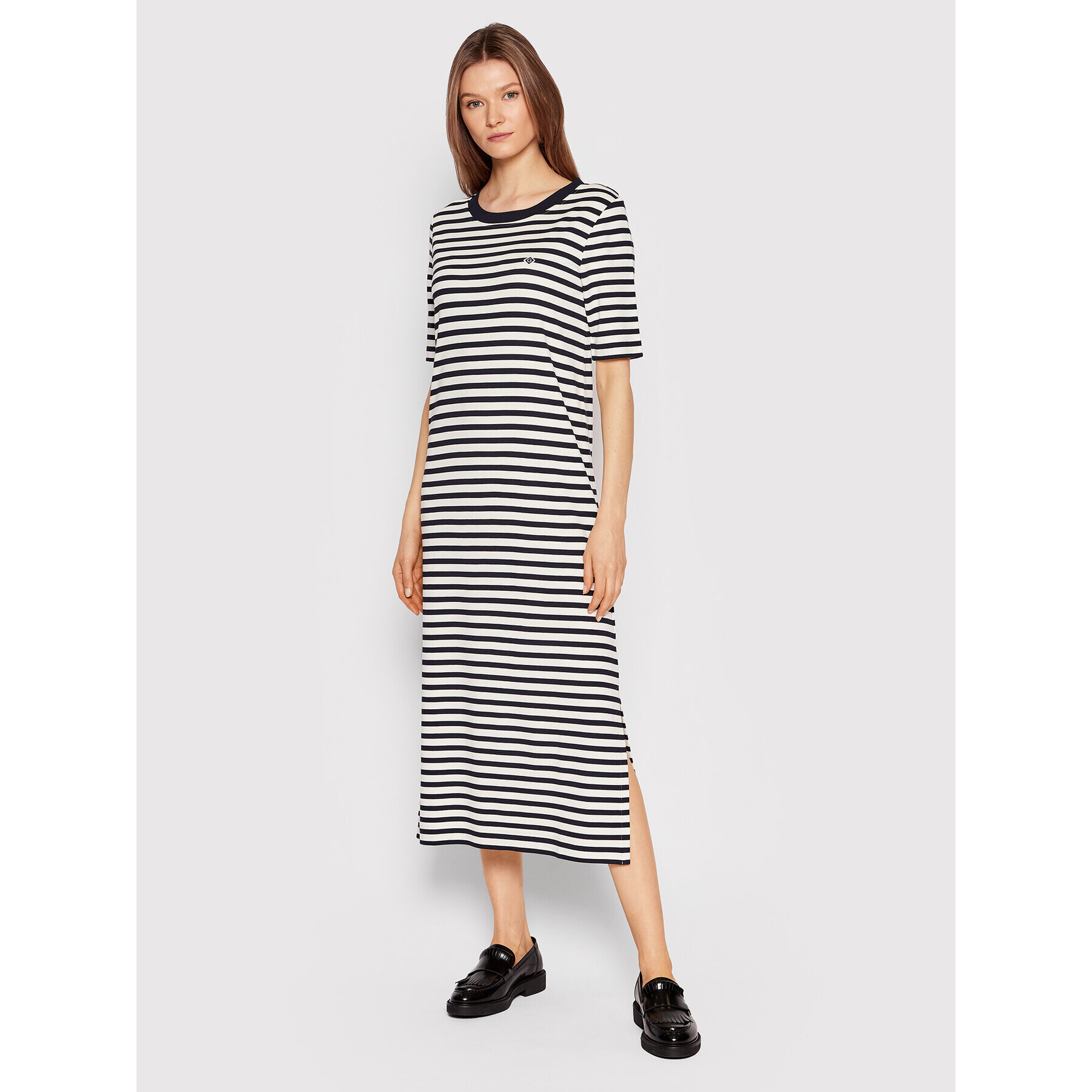 Gant Ежедневна рокля Icon 4204380 Цветен Regular Fit - Pepit.bg