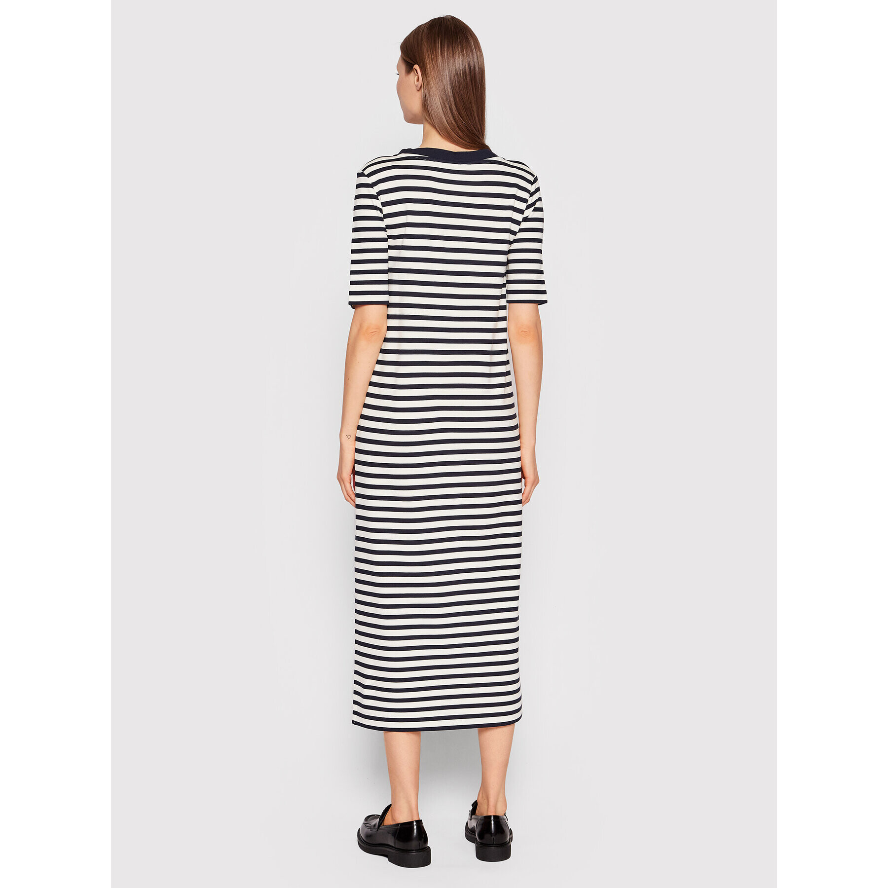 Gant Ежедневна рокля Icon 4204380 Цветен Regular Fit - Pepit.bg