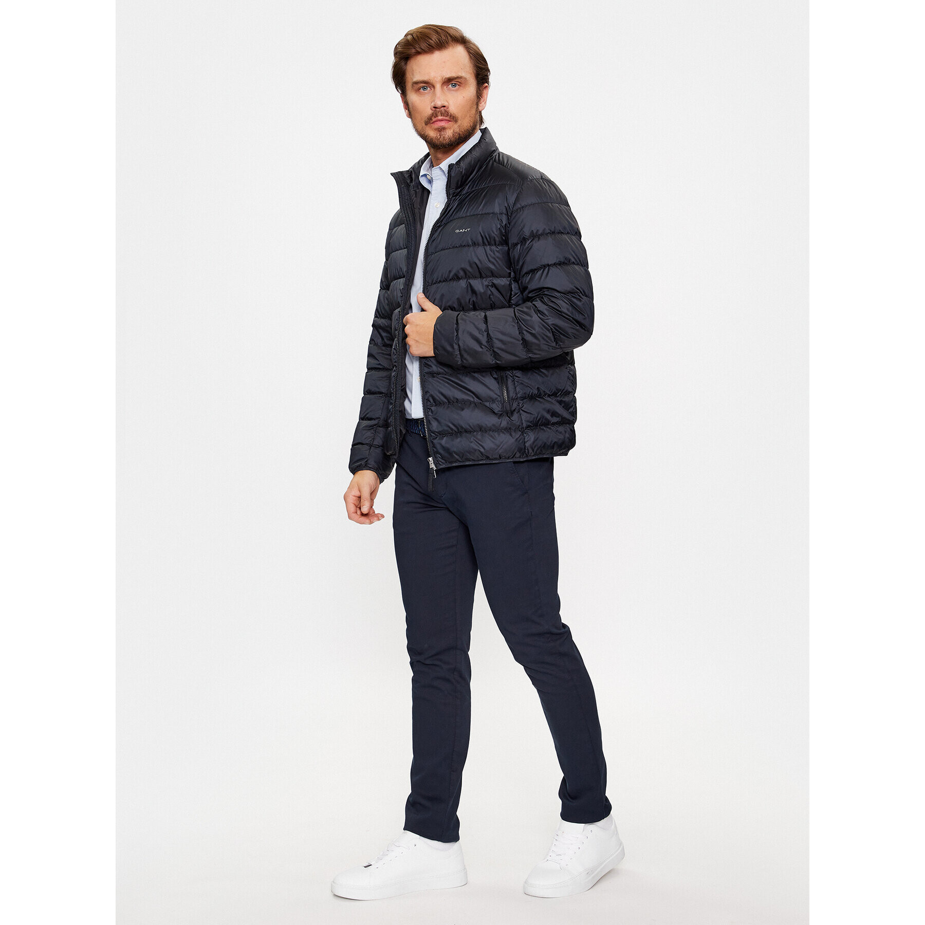 Gant Пухено яке Light Down Jacket 7006298 Черен Regular Fit - Pepit.bg
