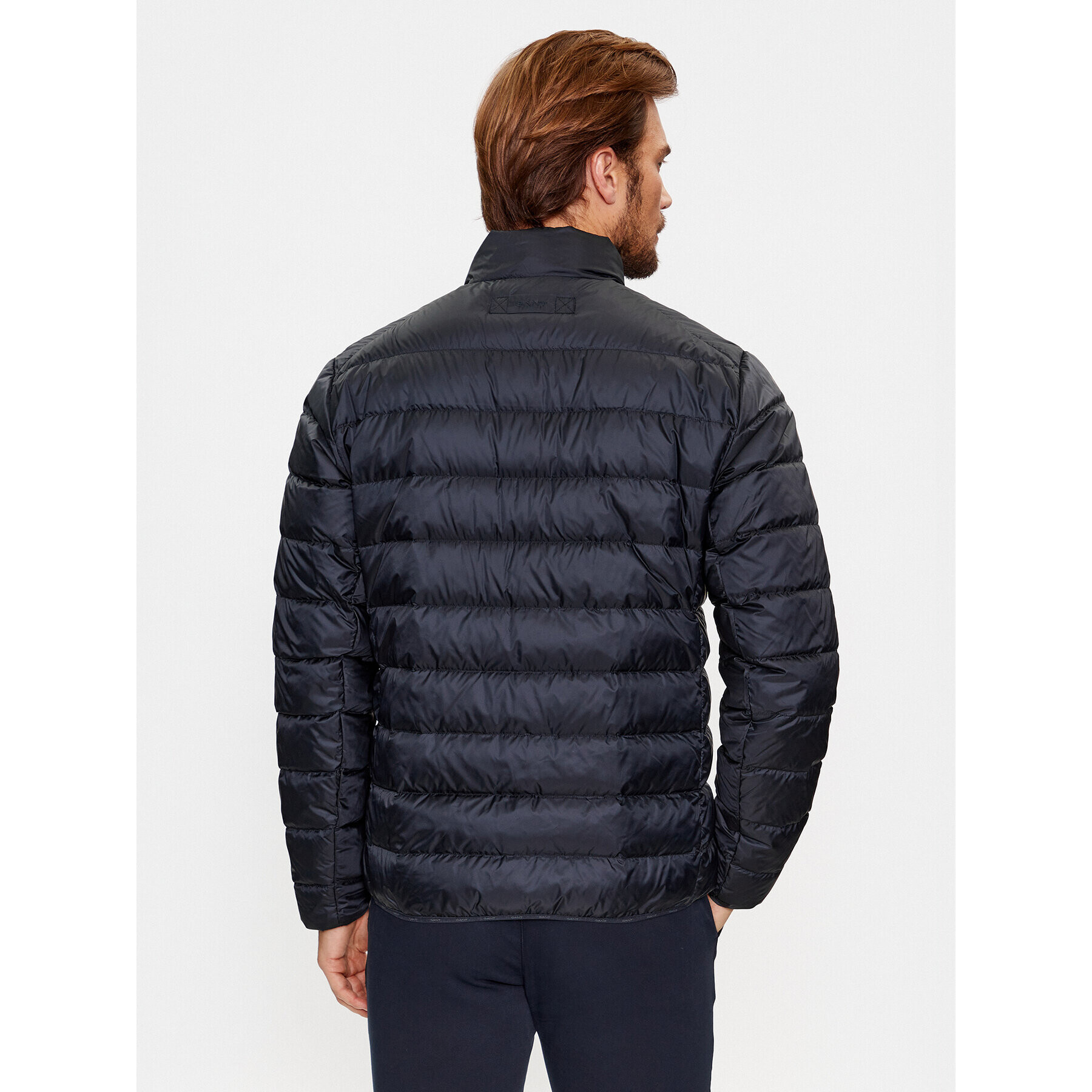 Gant Пухено яке Light Down Jacket 7006298 Черен Regular Fit - Pepit.bg