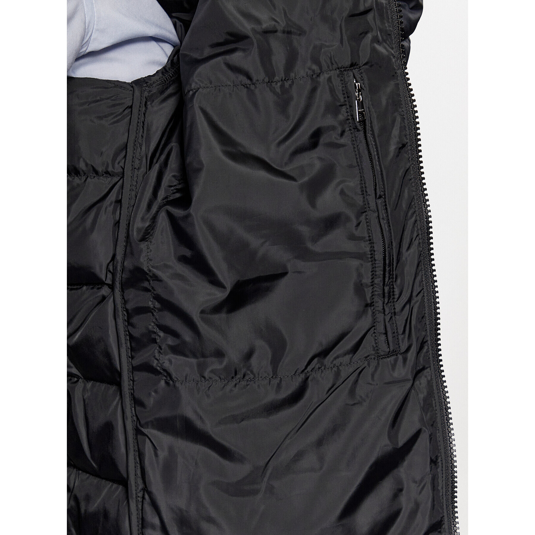 Gant Пухено яке Light Down Jacket 7006298 Черен Regular Fit - Pepit.bg