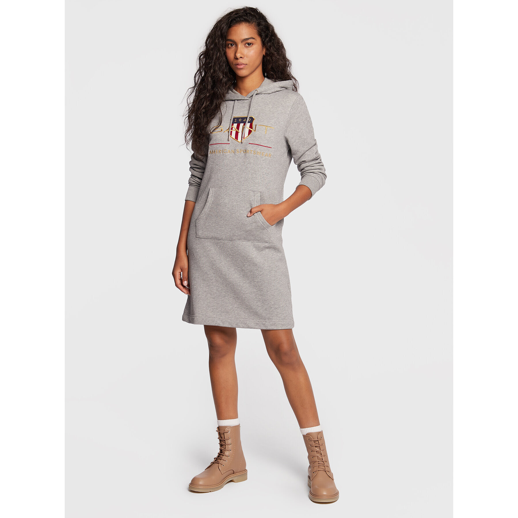 Gant Суитшърт Archive 4204361 Сив Regular Fit - Pepit.bg