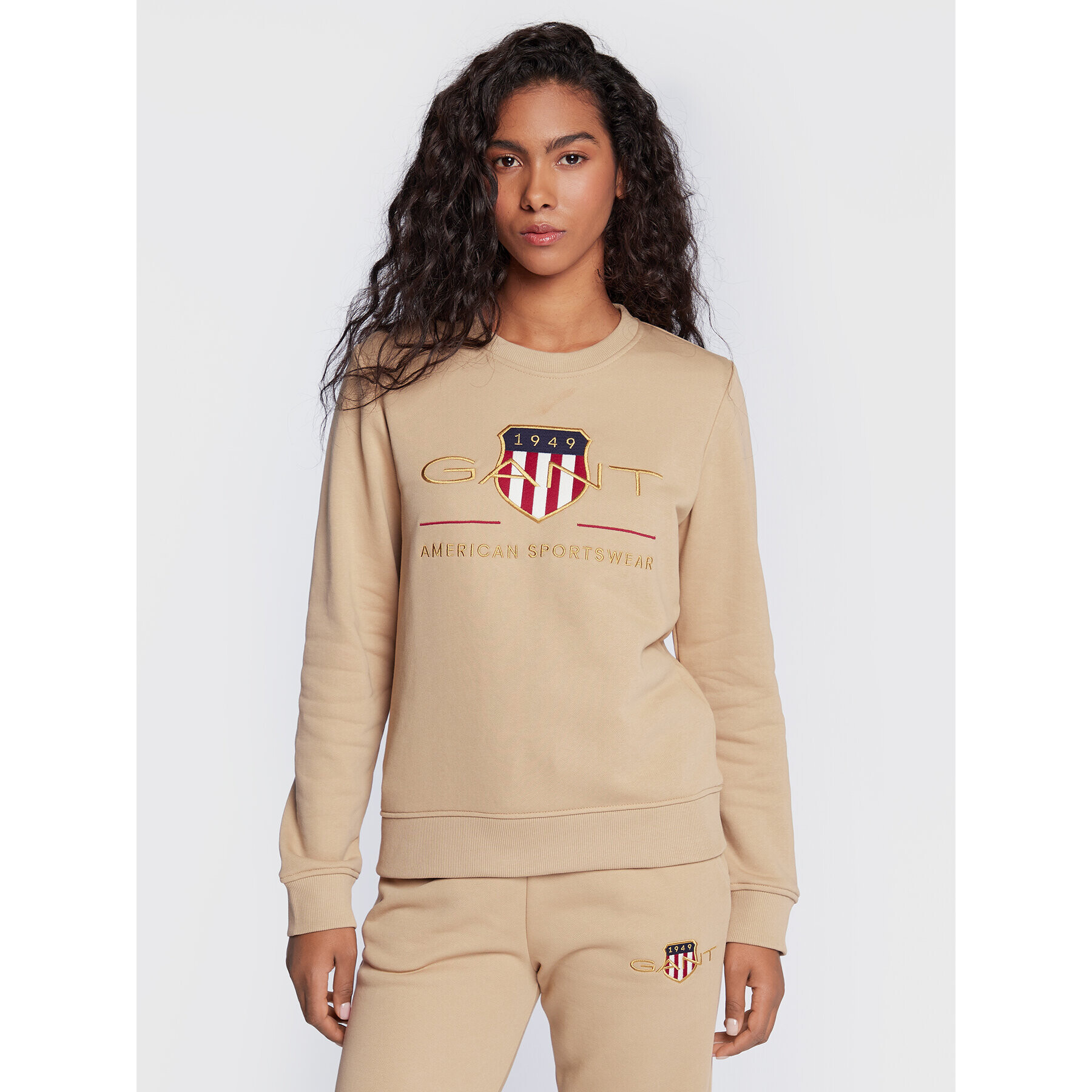 Gant Суитшърт Archive Shield 4204688 Бежов Regular Fit - Pepit.bg