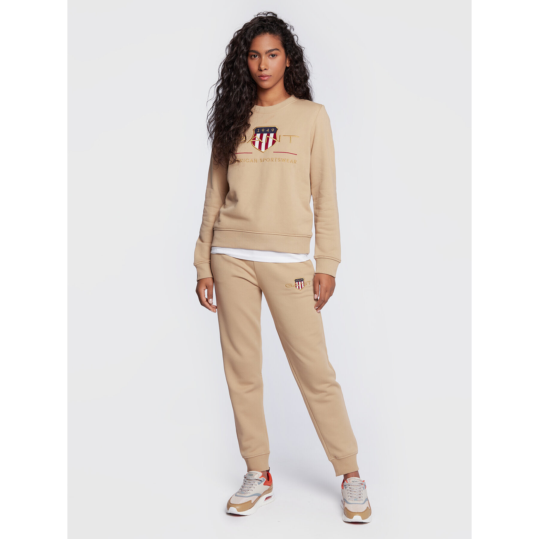 Gant Суитшърт Archive Shield 4204688 Бежов Regular Fit - Pepit.bg