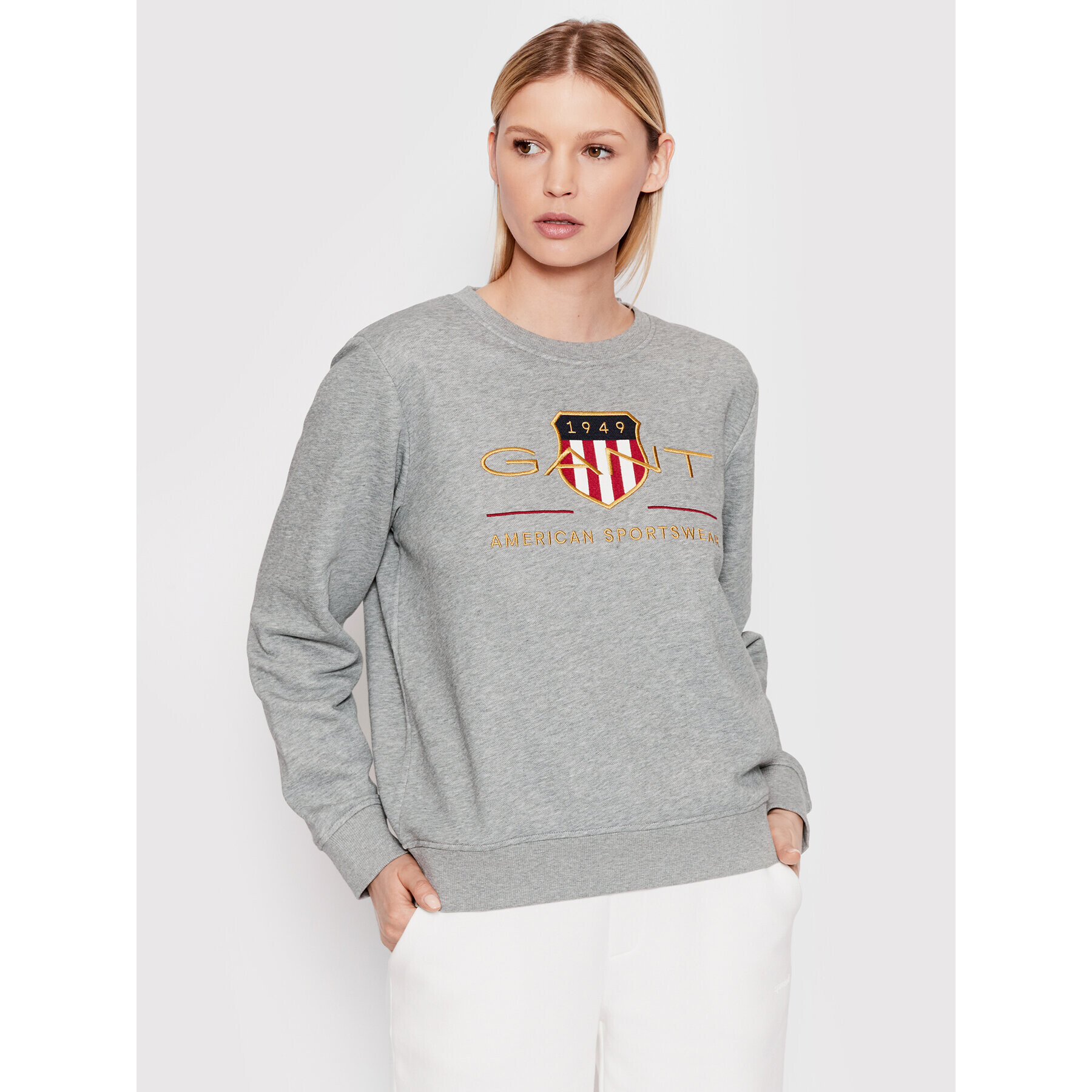 Gant Суитшърт Archive Shield 4204688 Сив Regular Fit - Pepit.bg