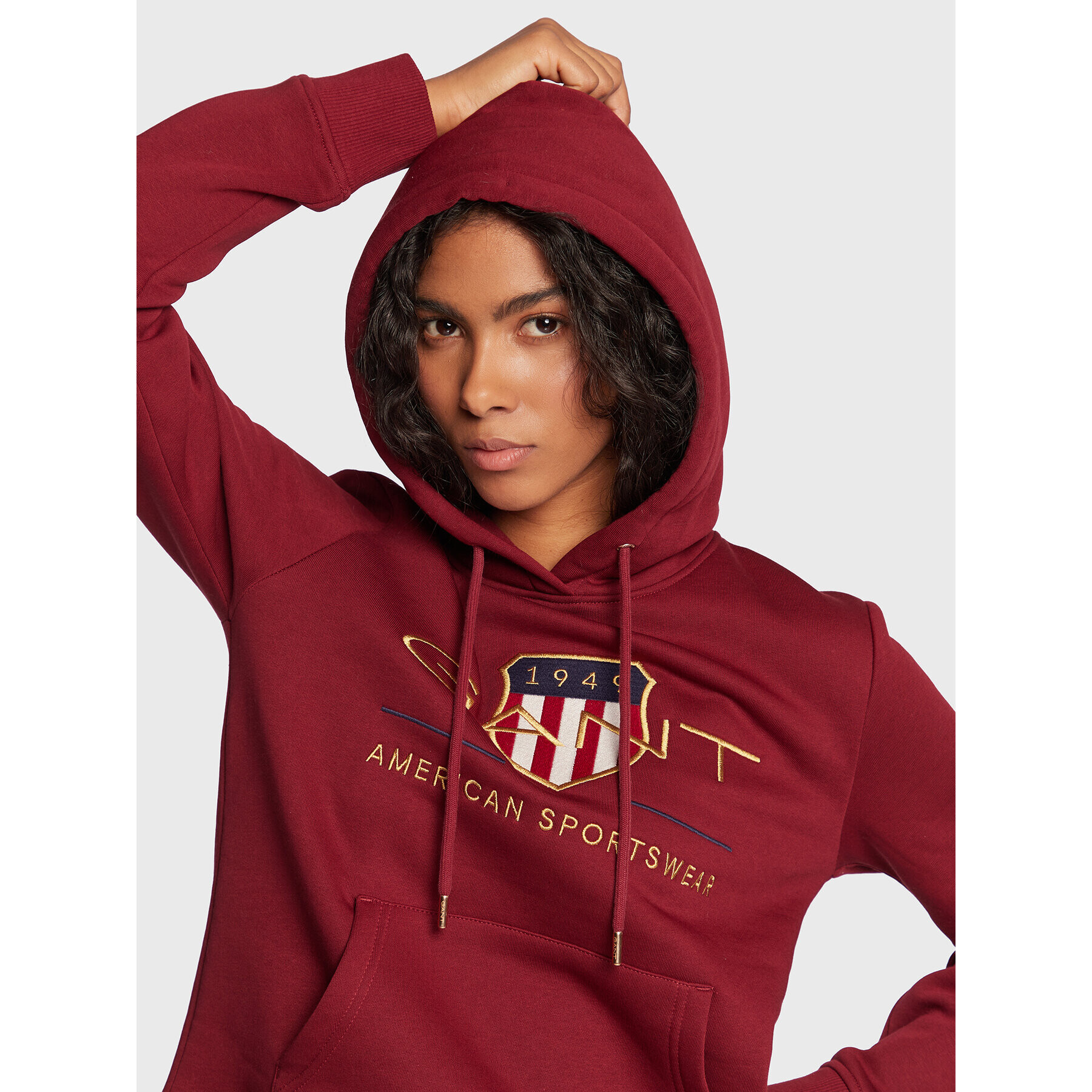 Gant Суитшърт Archive Shield 4204690 Бордо Regular Fit - Pepit.bg