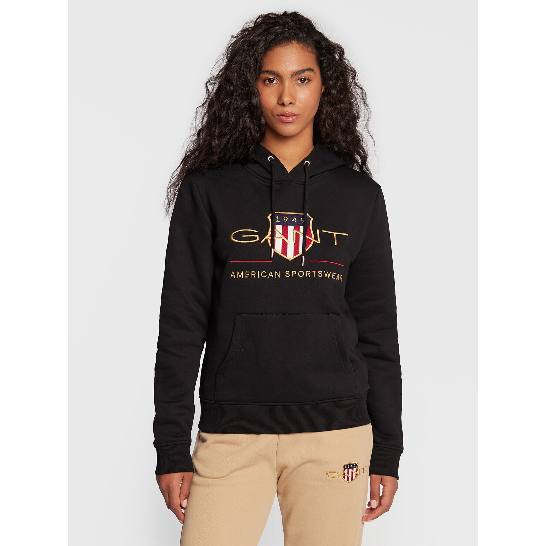 Gant Суитшърт Archive Shield 4204690 Черен Regular Fit - Pepit.bg