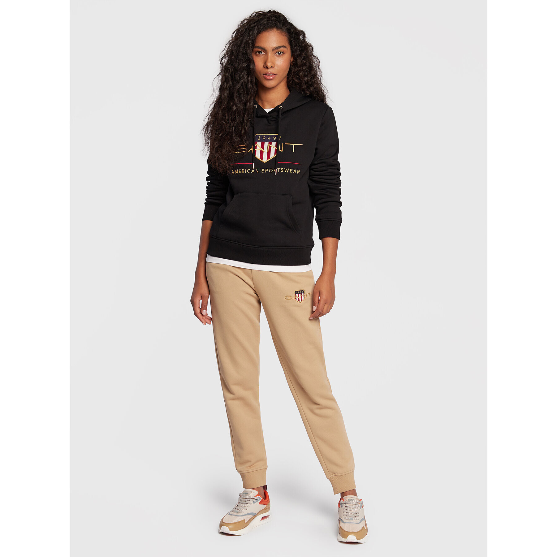 Gant Суитшърт Archive Shield 4204690 Черен Regular Fit - Pepit.bg
