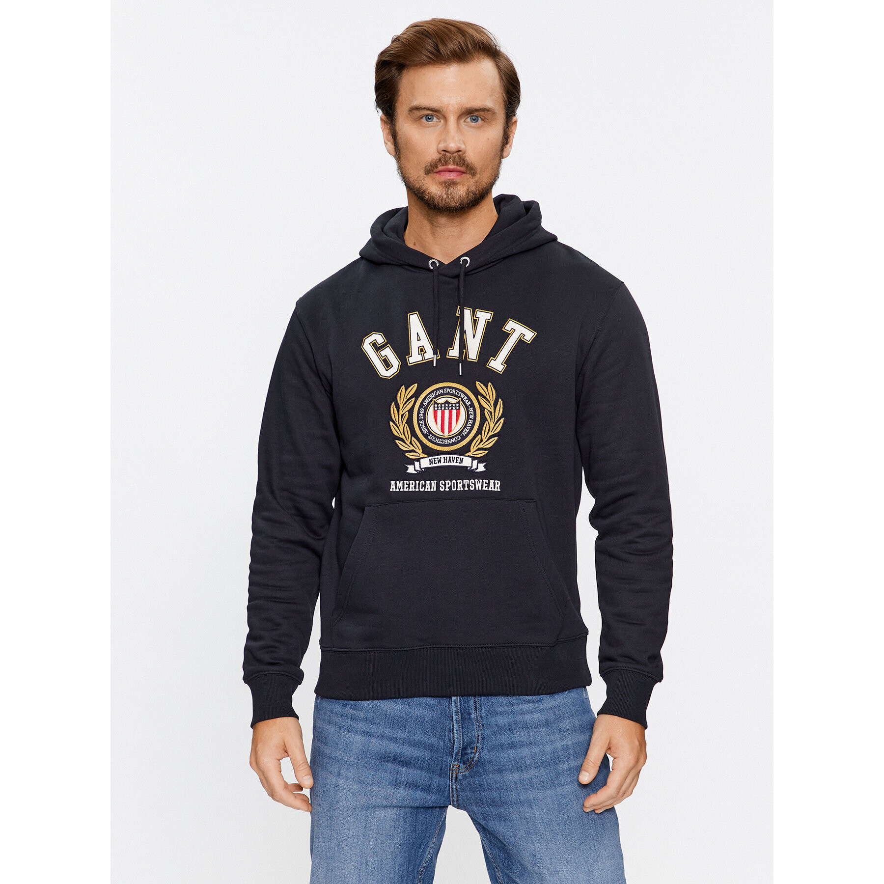 Gant Суитшърт Crest Hoodie 2006069 Черен Relaxed Fit - Pepit.bg