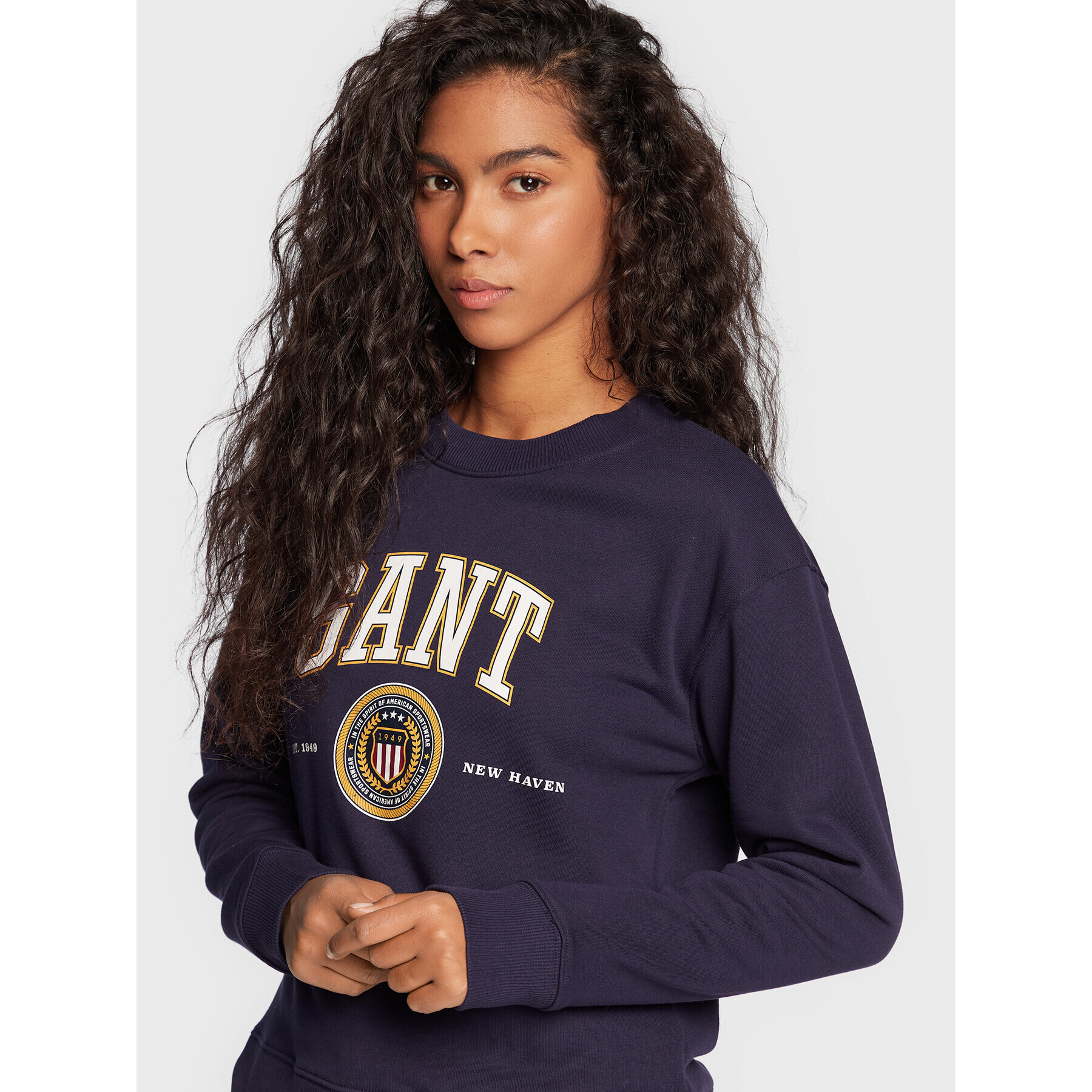 Gant Суитшърт Crest Shield 4203666 Тъмносин Regular Fit - Pepit.bg