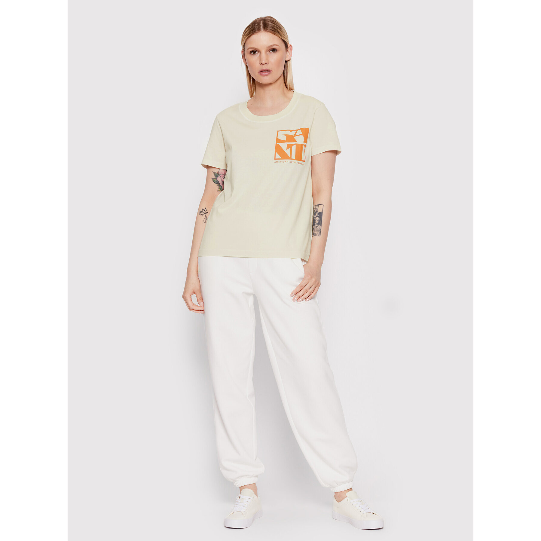 Gant Тишърт Quadrat Logo 4203478 Бежов Regular Fit - Pepit.bg