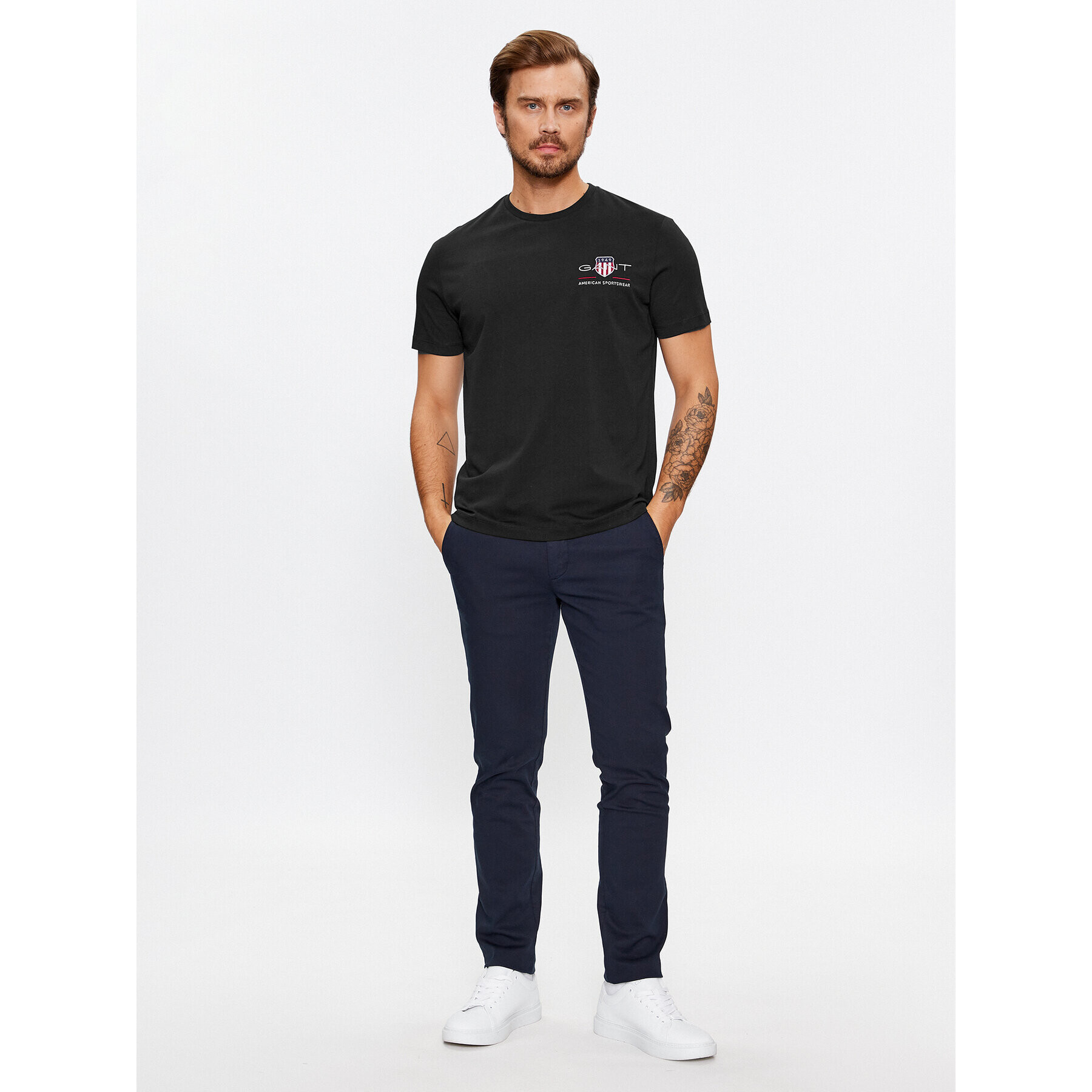 Gant Тишърт Reg Archive Shield Emb Ss 2067004 Черен Regular Fit - Pepit.bg