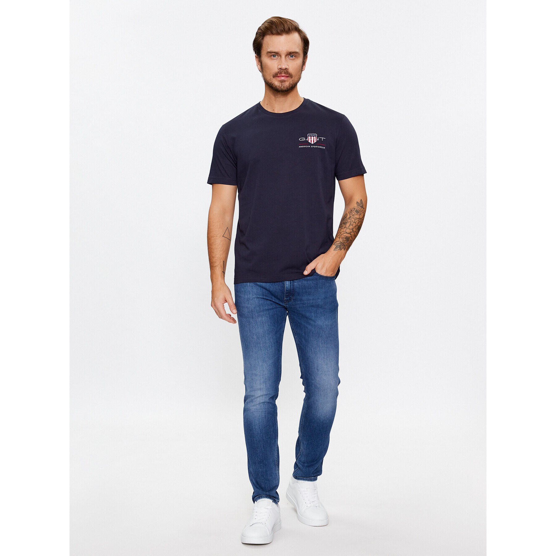 Gant Тишърт Reg Archive Shield Emb Ss 2067004 Тъмносин Regular Fit - Pepit.bg